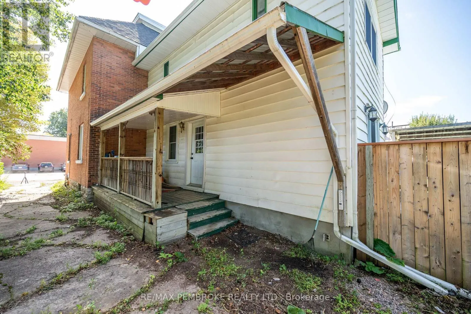 296 FIRST AVENUE N
