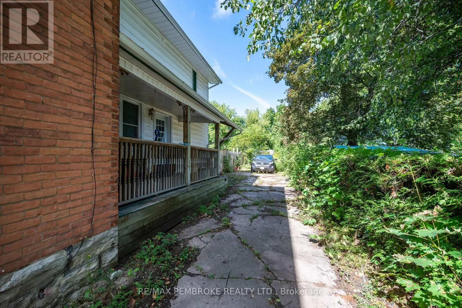 296 FIRST AVENUE N