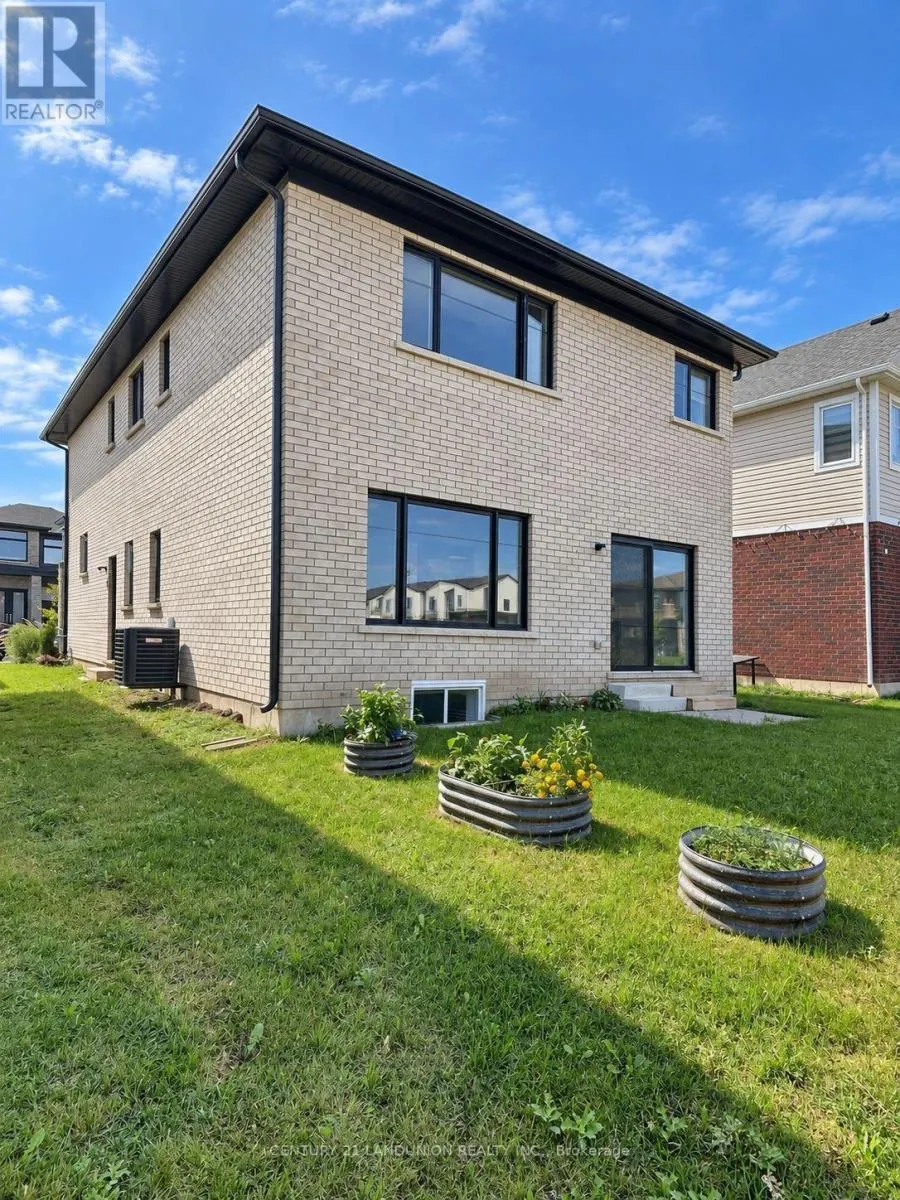 109 ACACIA ROAD