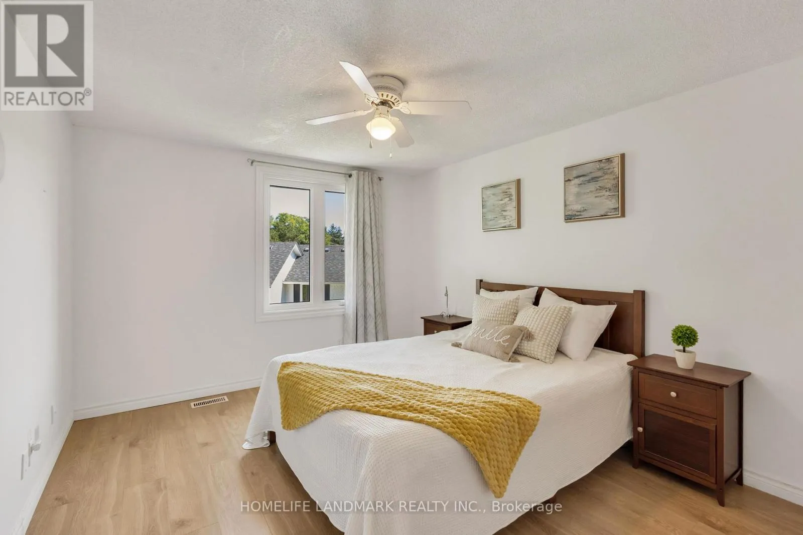 2 - 427 KEATS WAY