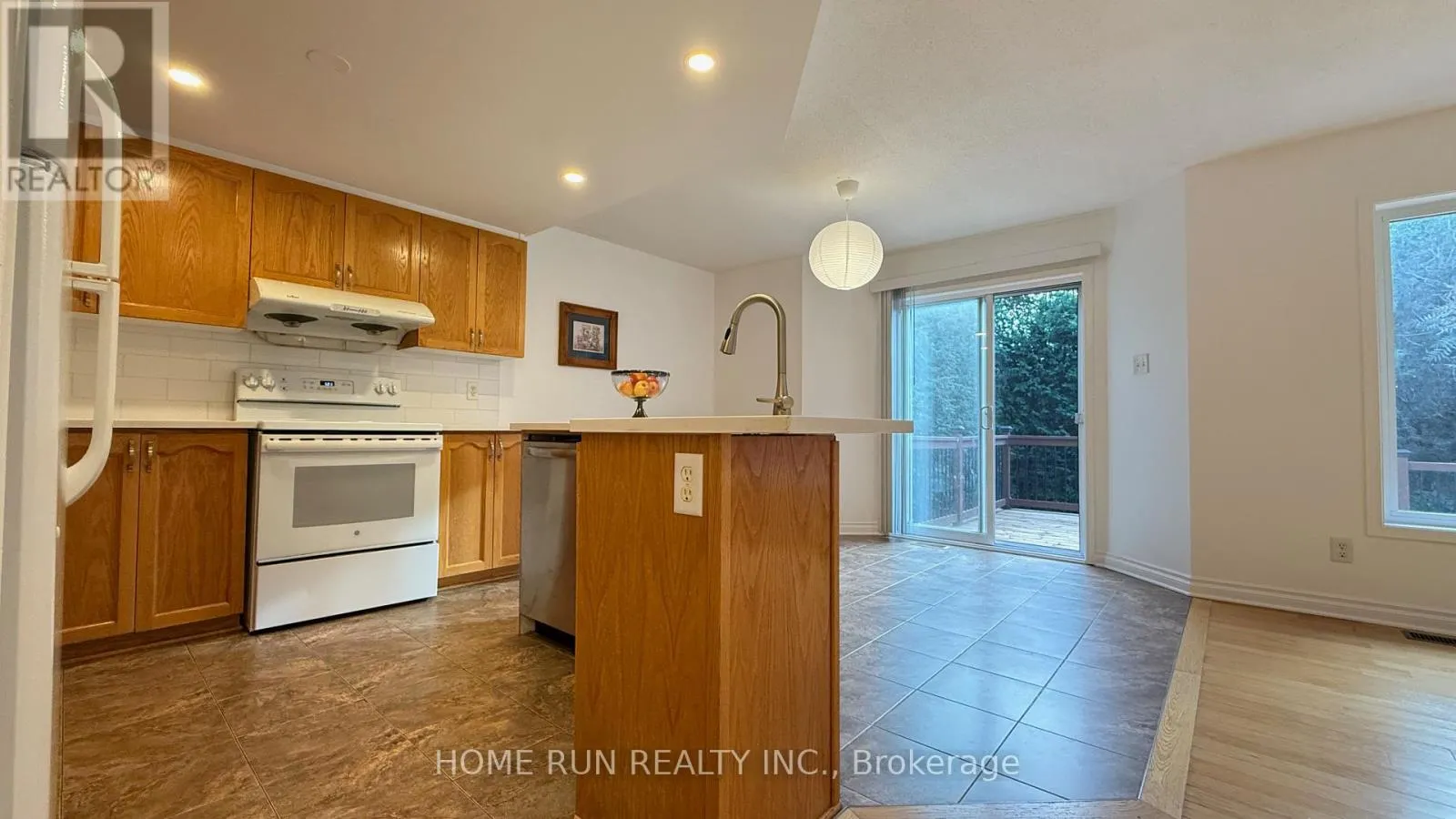 41 BRECHIN CRESCENT