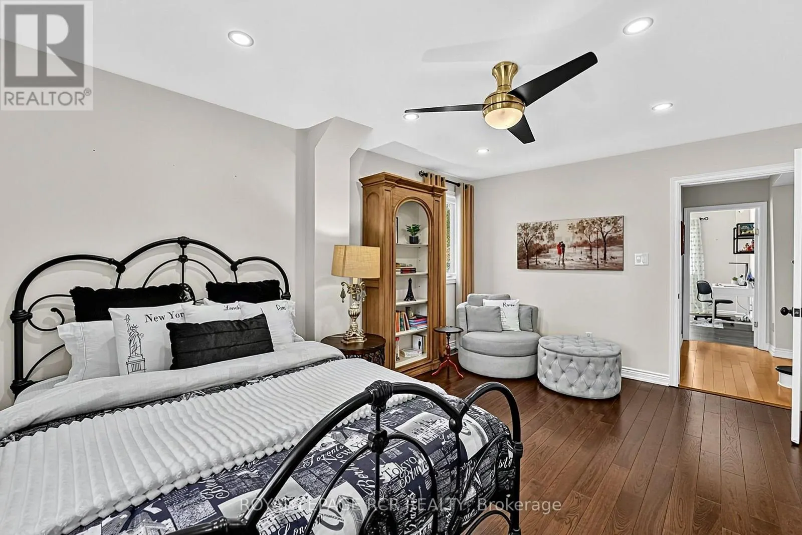 2 PINE RIDGE ROAD
