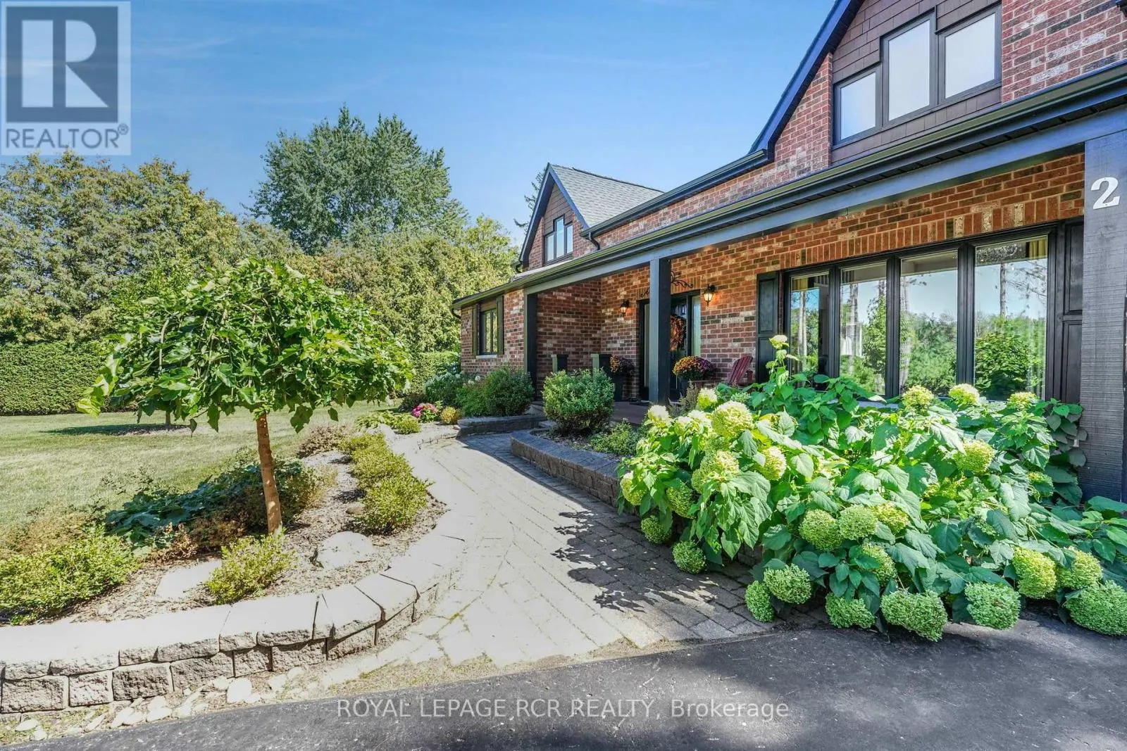 2 PINE RIDGE ROAD
