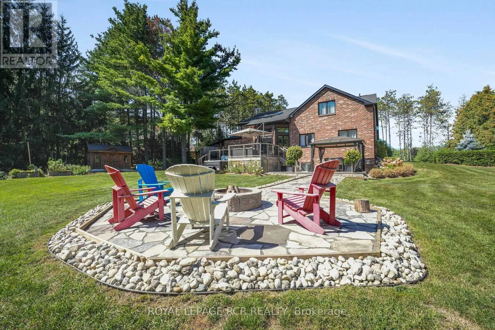 2 PINE RIDGE ROAD