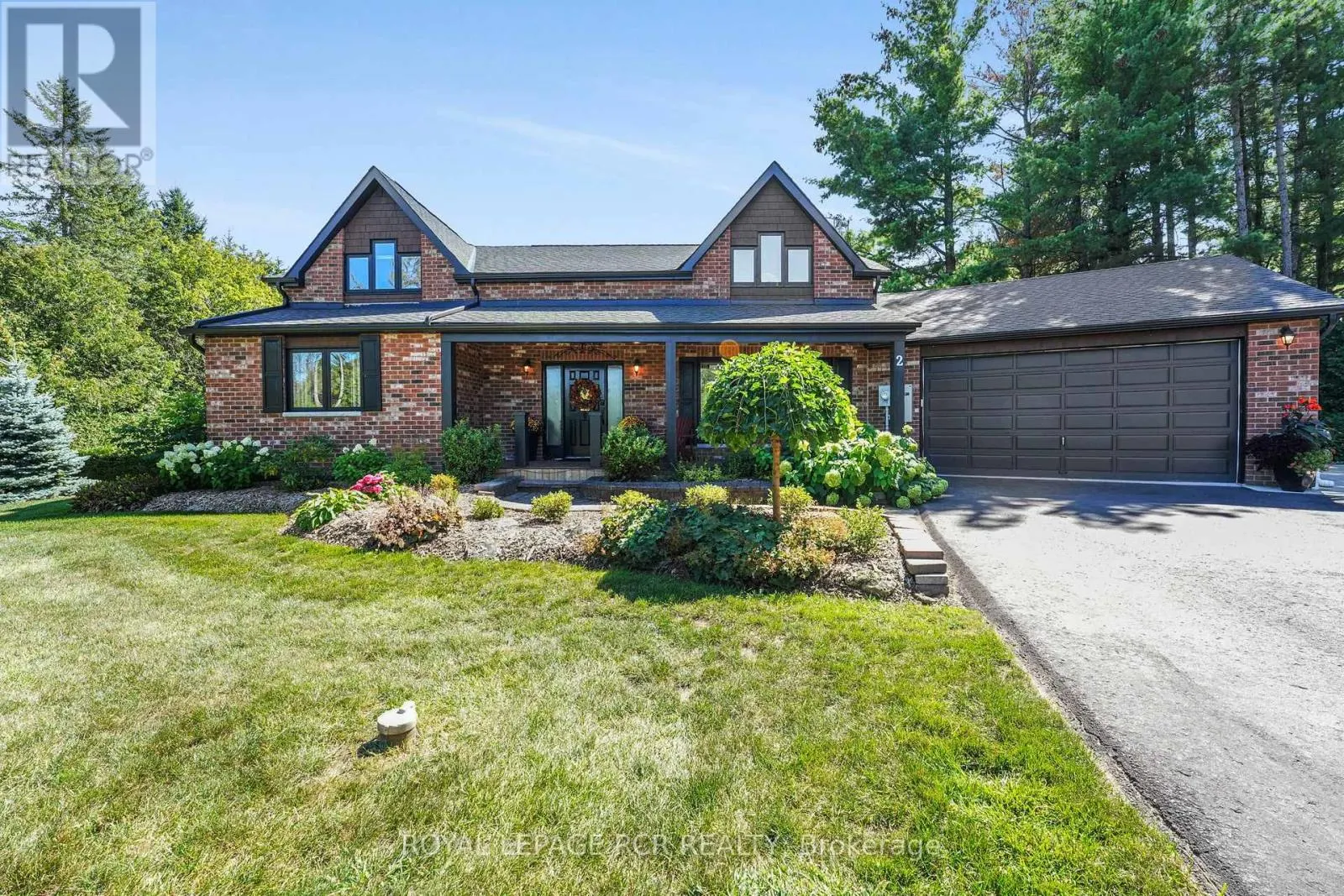 2 PINE RIDGE ROAD
