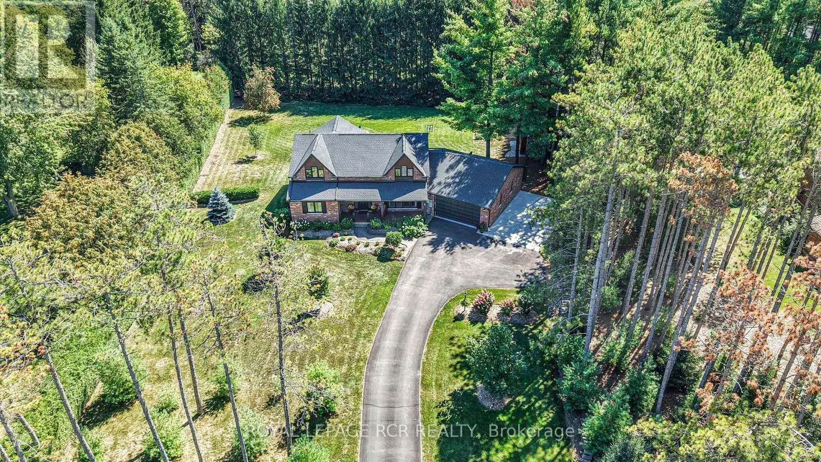 2 PINE RIDGE ROAD