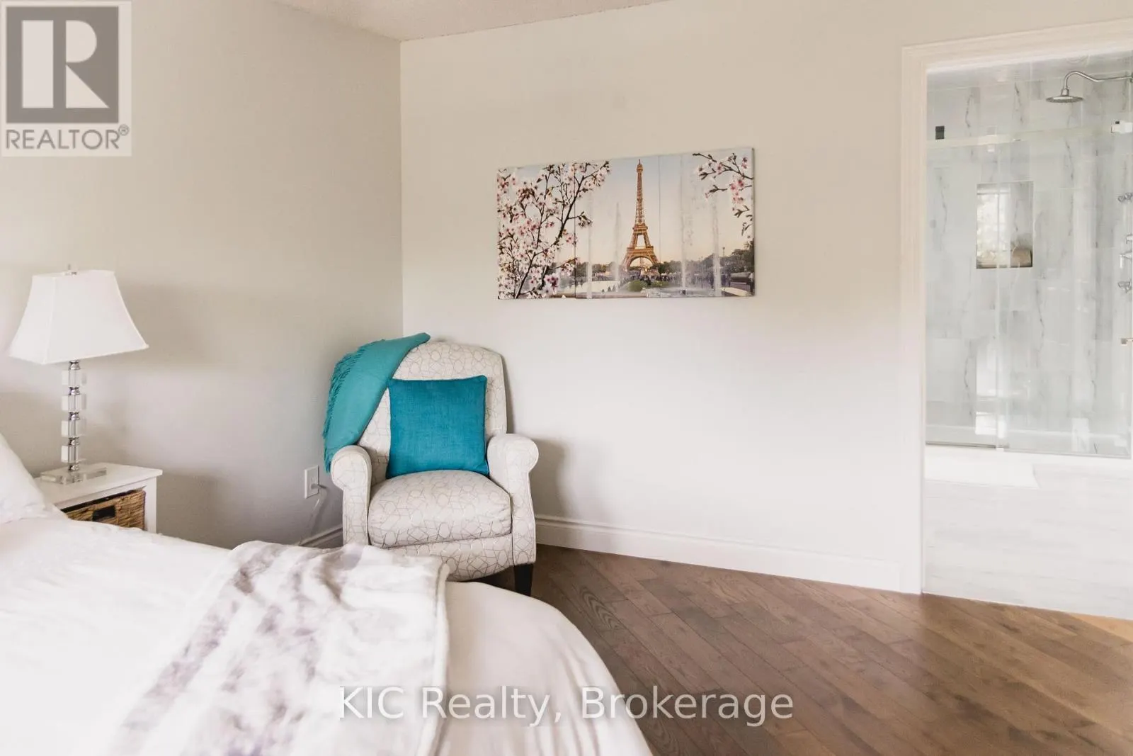 2138 LORRAINE DRIVE