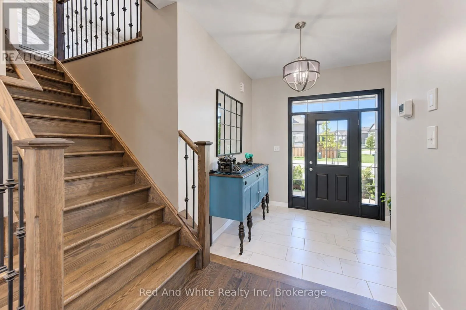 428 FREURE DRIVE
