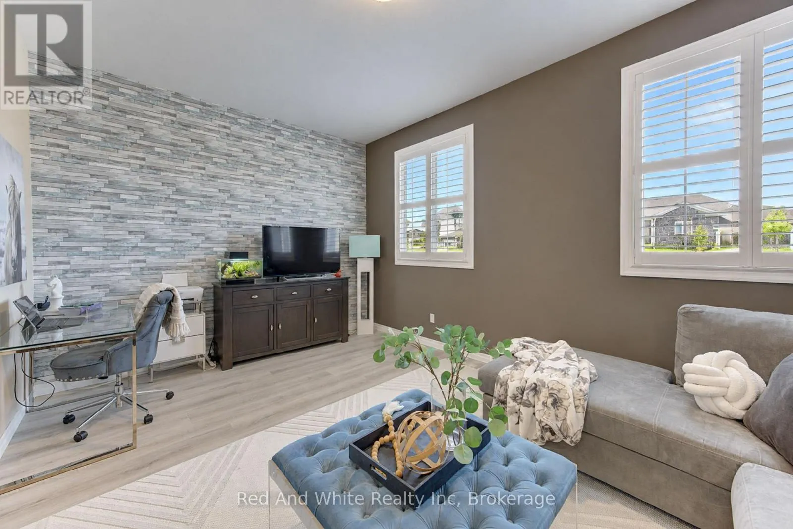 428 FREURE DRIVE
