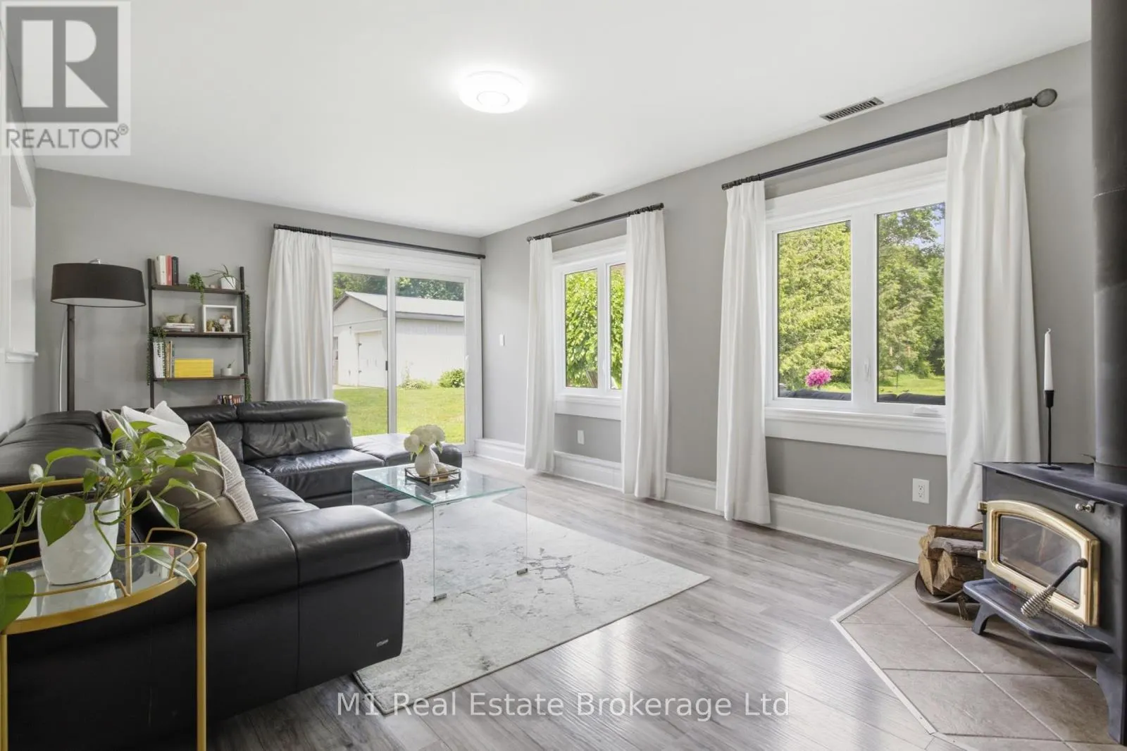 120 WELLINGTON 7 ROAD