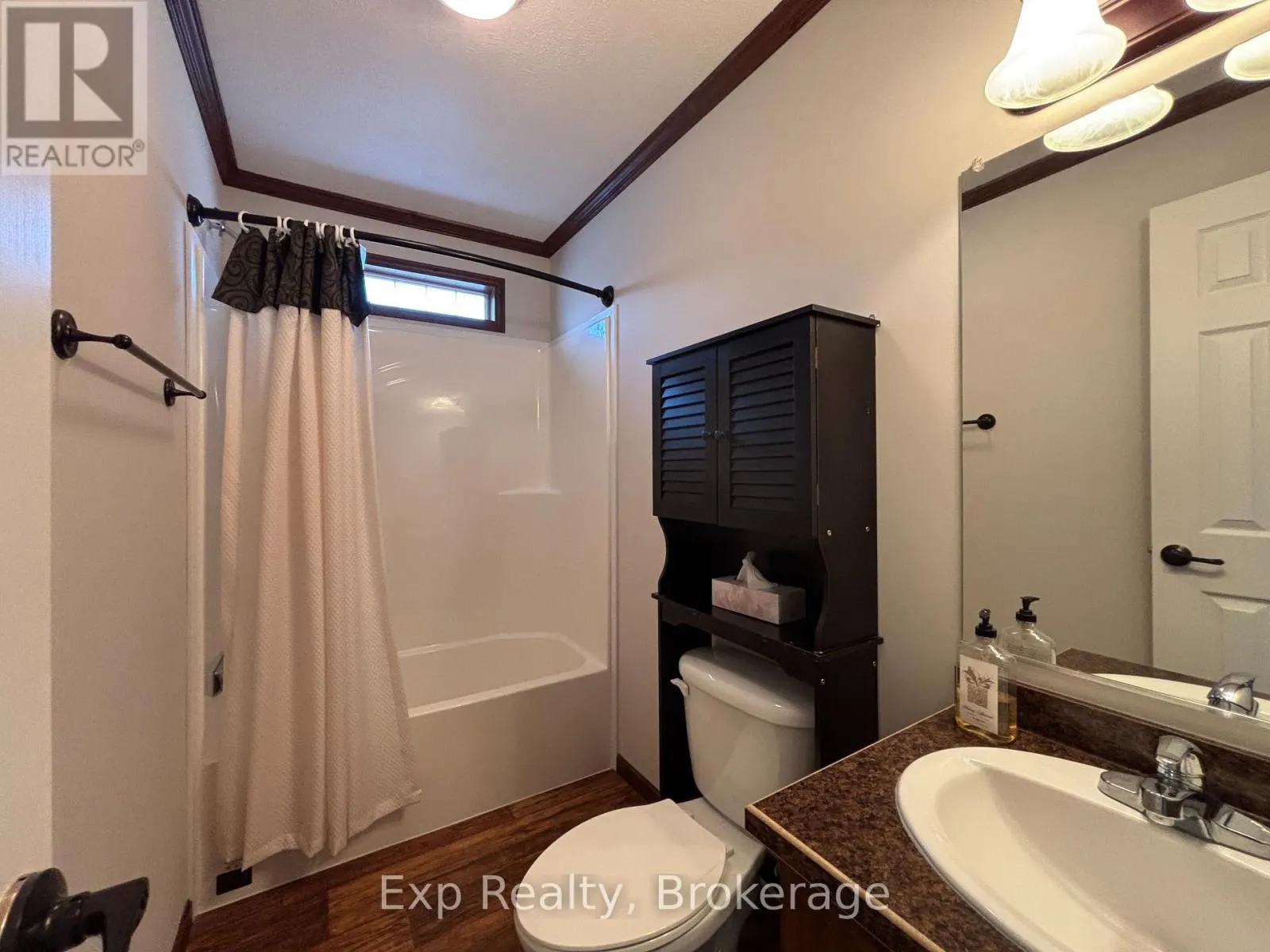 11 - 311 DUNDAS STREET E #11