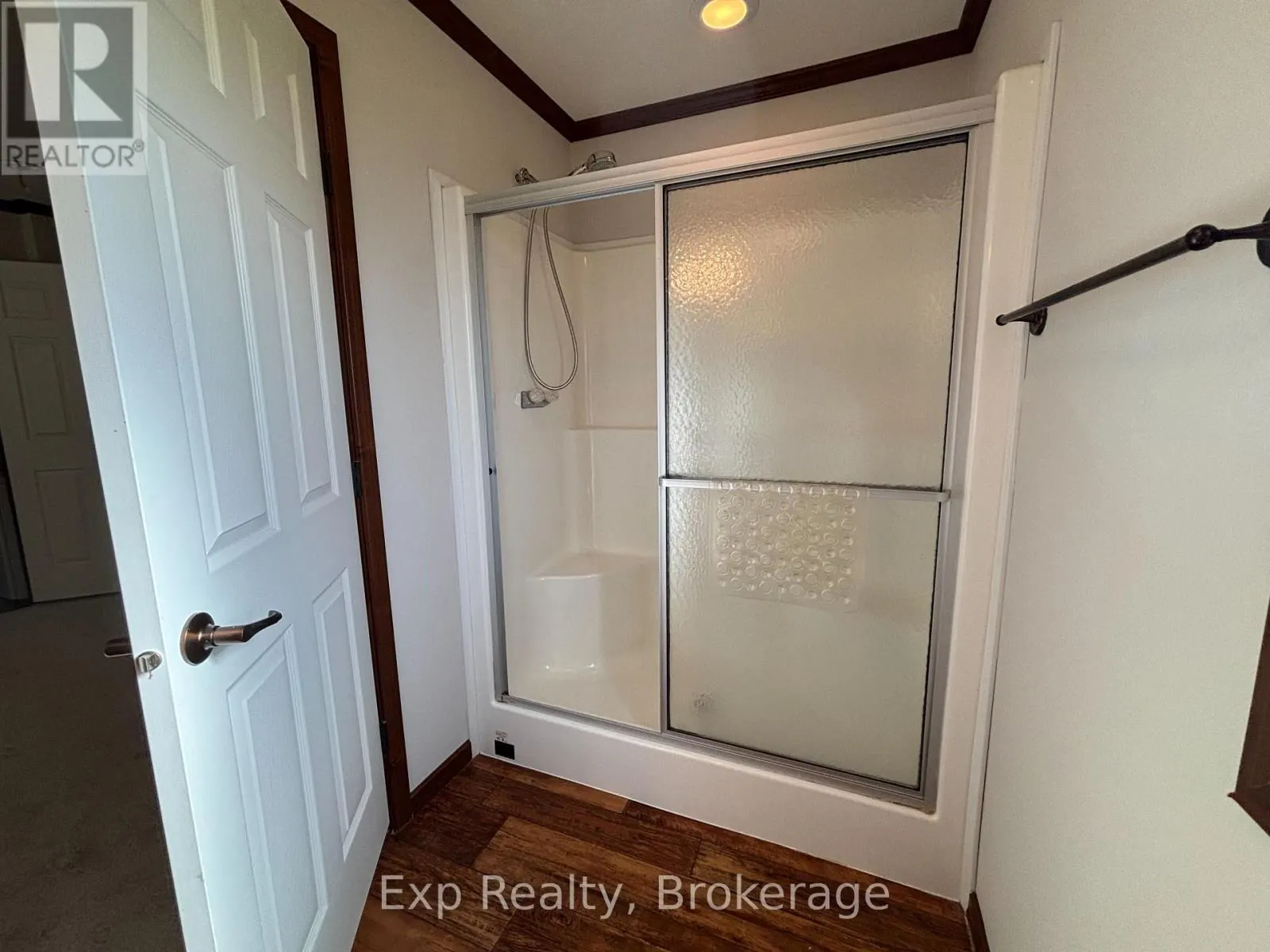 11 - 311 DUNDAS STREET E #11