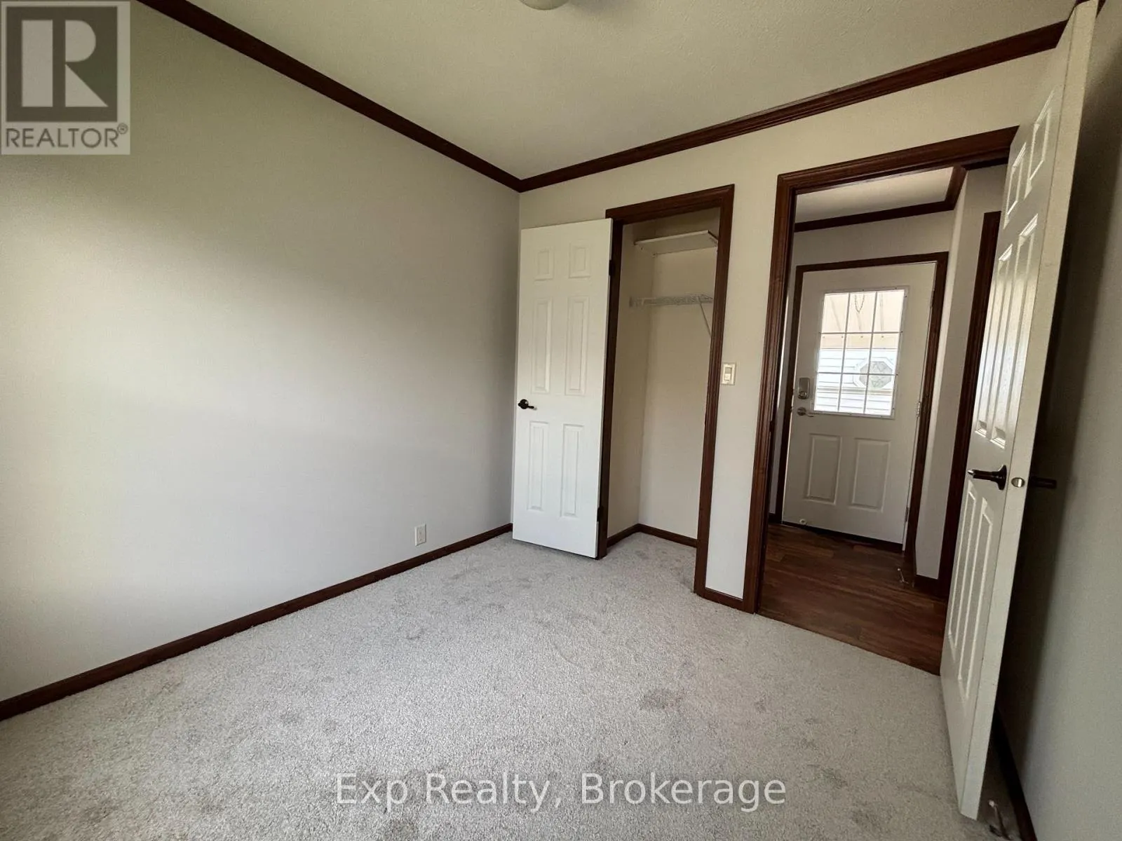 11 - 311 DUNDAS STREET E #11