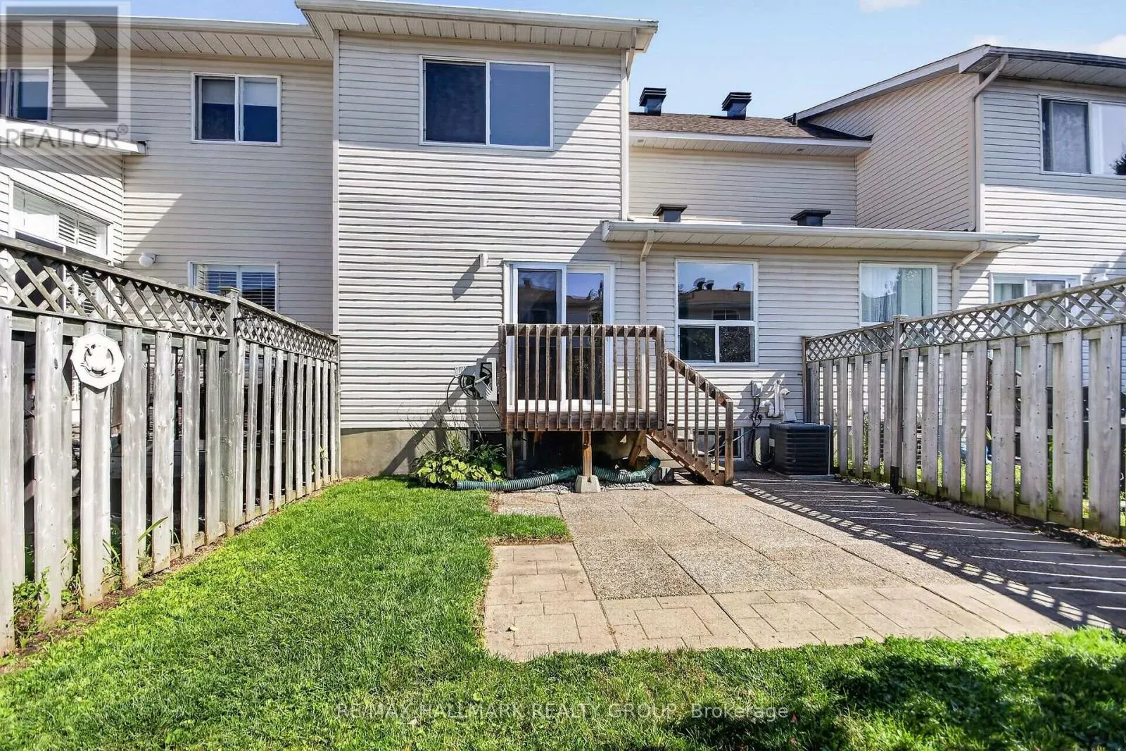 82 WHALINGS CIRCLE