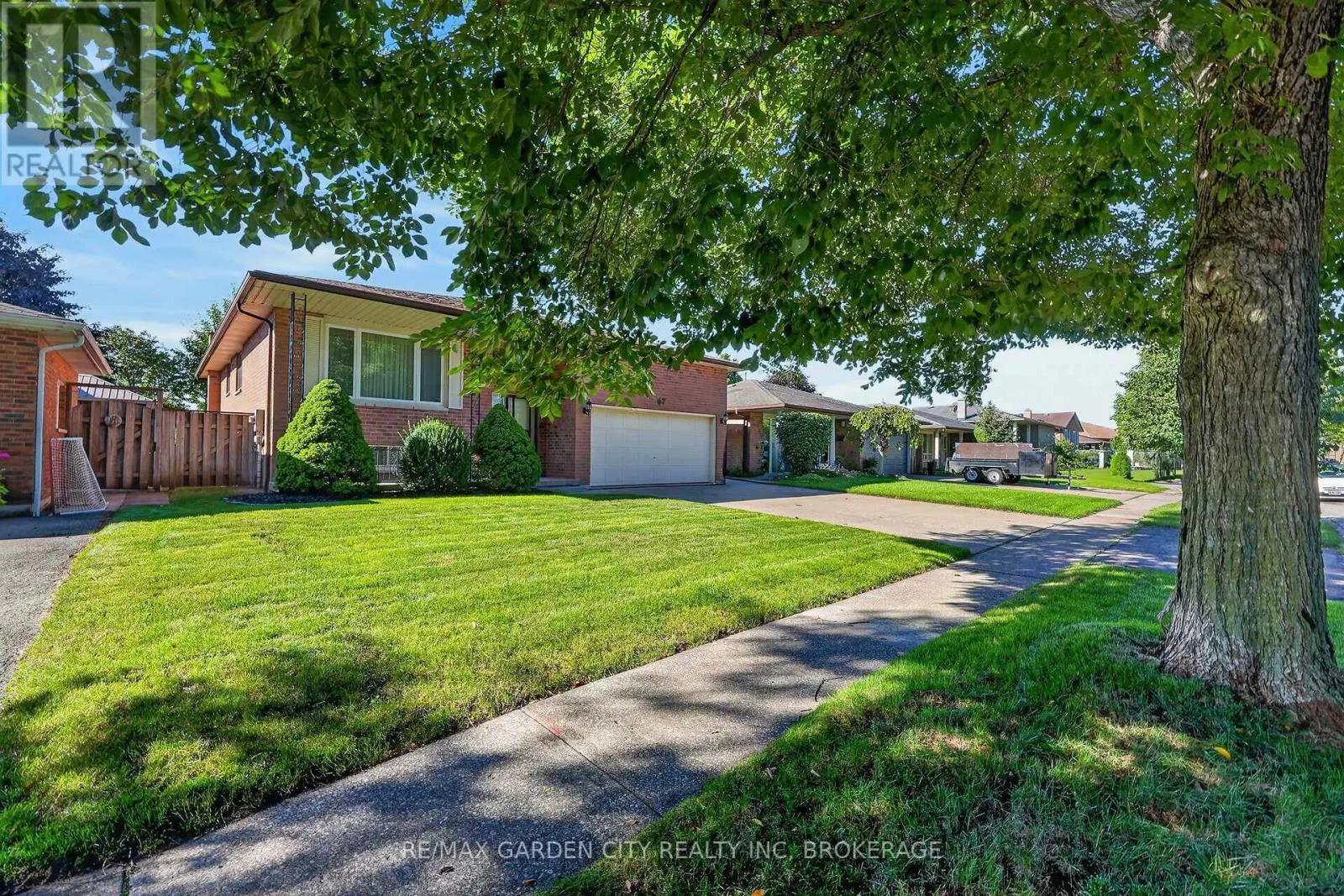67 COLLEGE PARK DRIVE