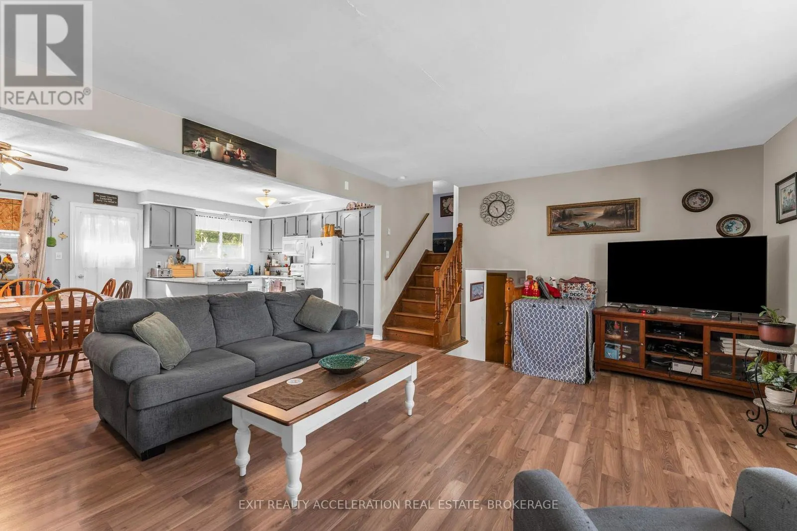 176 FIRST AVENUE