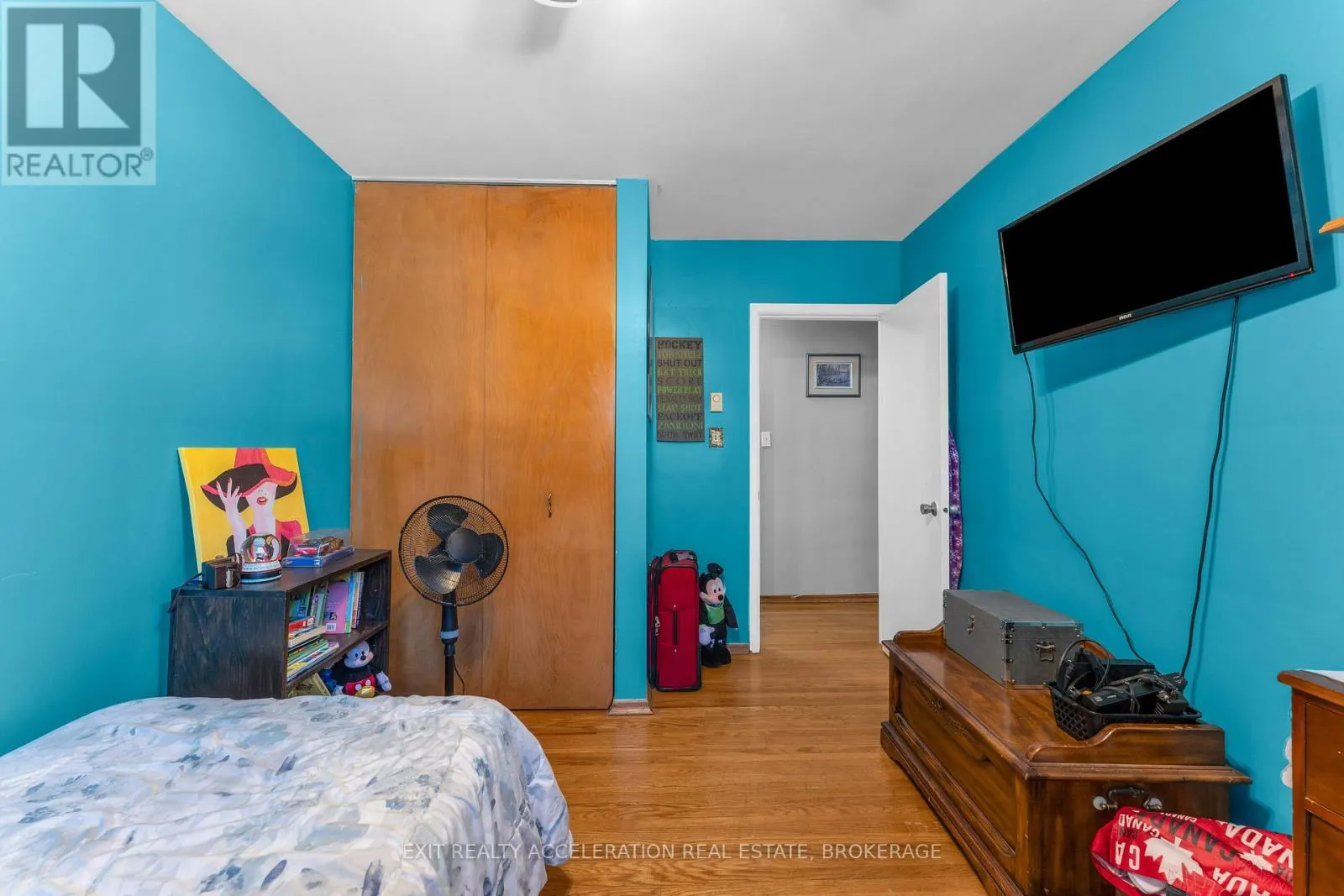 176 FIRST AVENUE