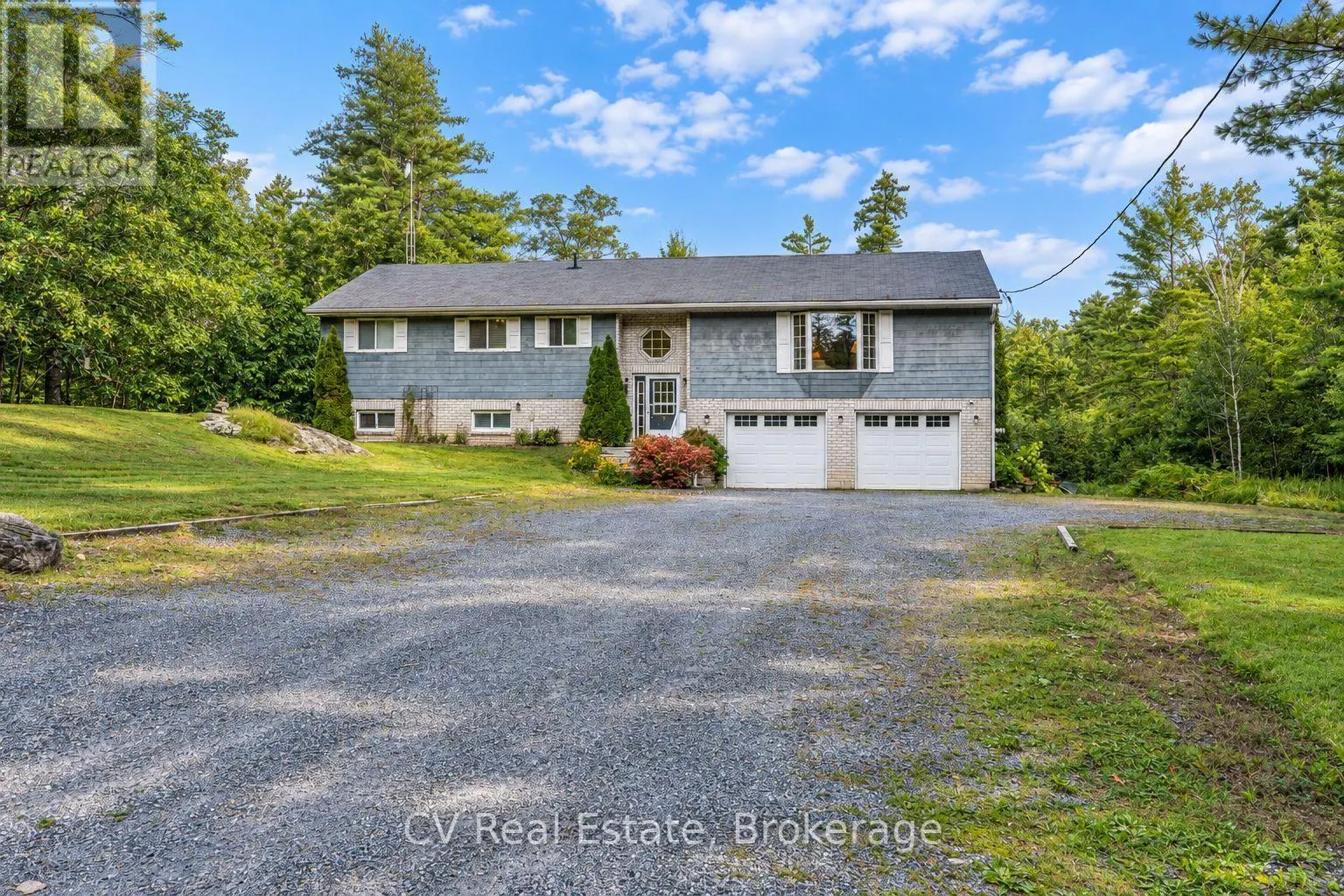 1045 NARROWS ROAD