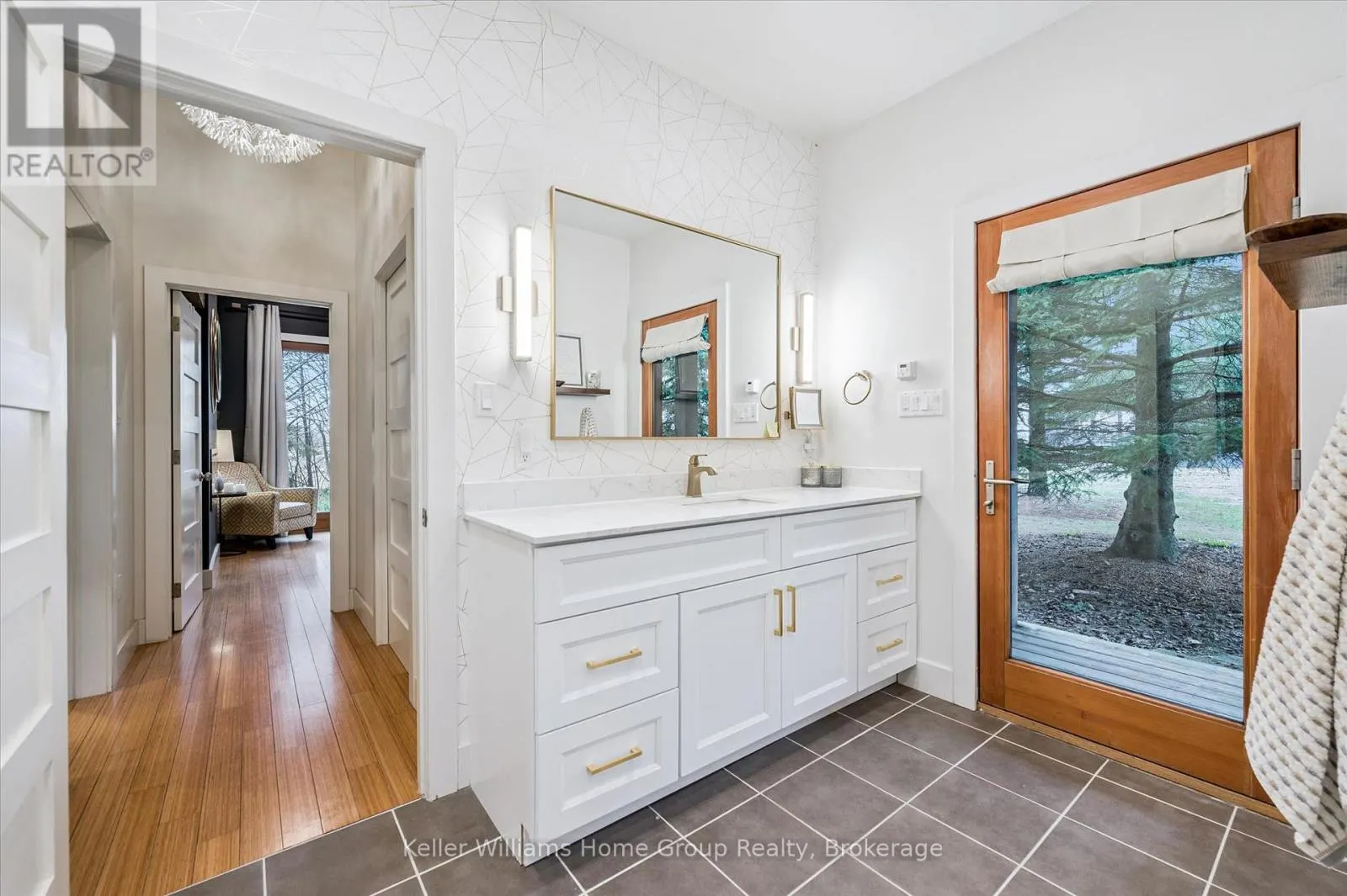 7708 NICHOL SIDEROAD 15