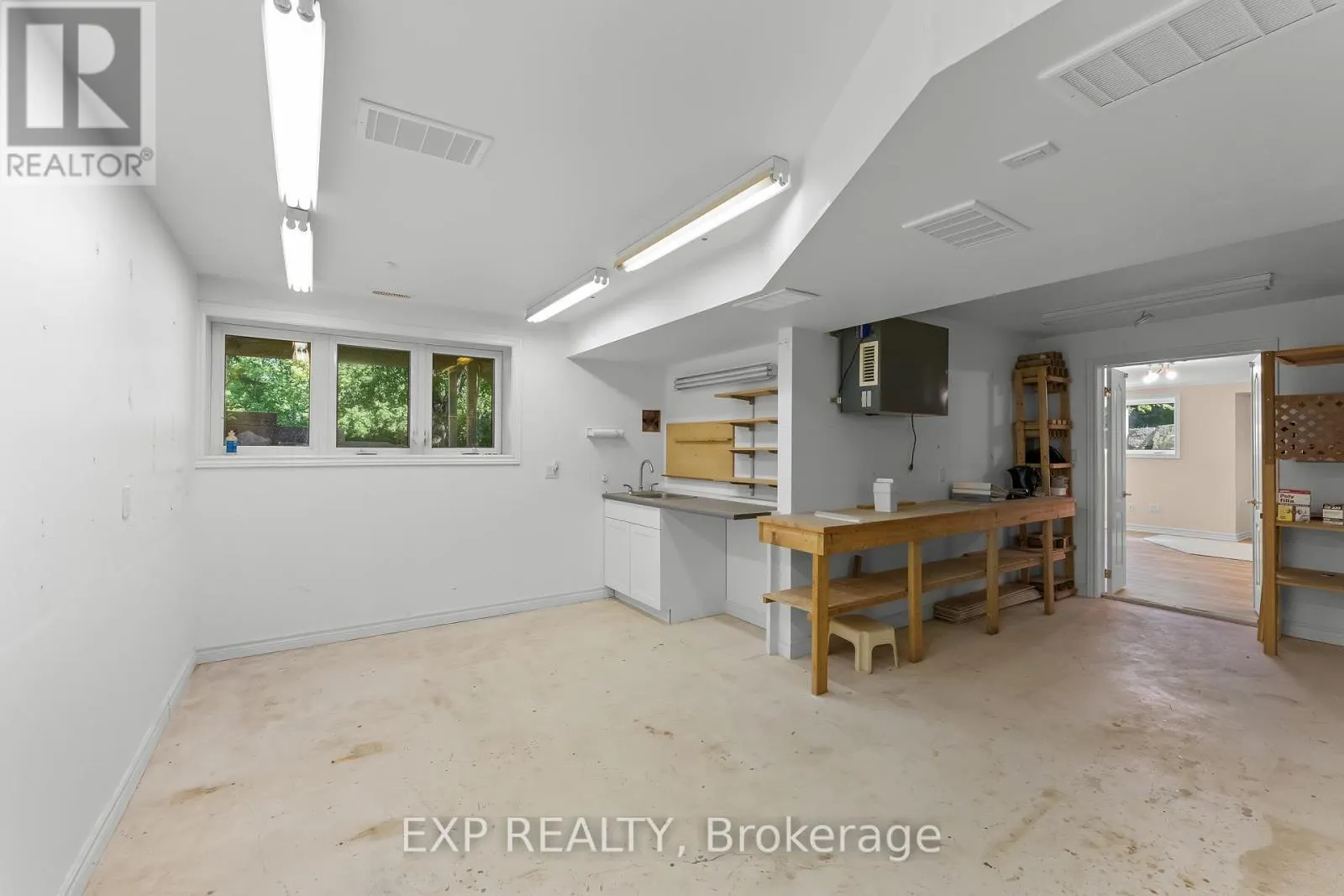 3523 RITTENHOUSE ROAD