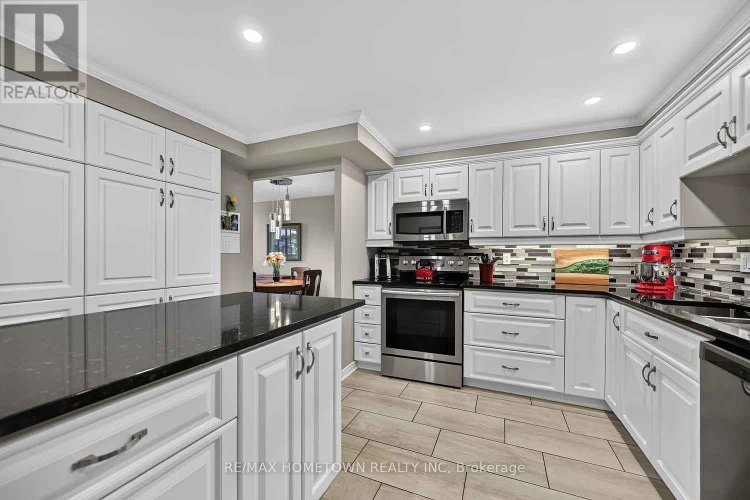 706 - 55 WATER STREET E