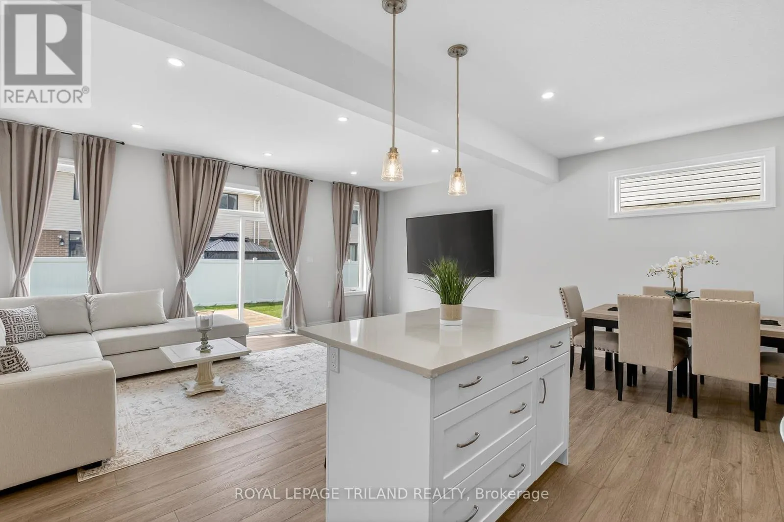 102 CORTLAND TERRACE