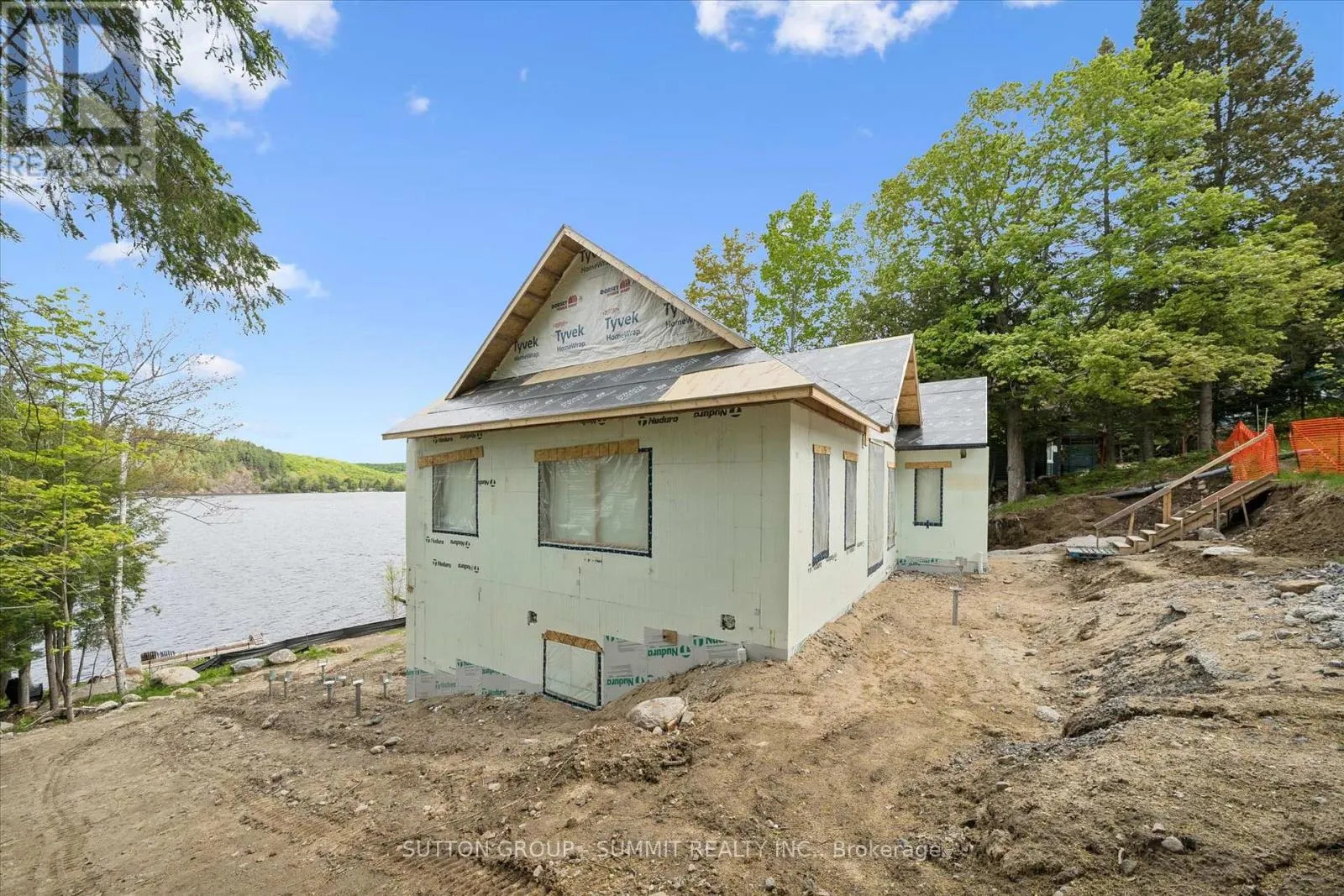 227 HOOD ROAD