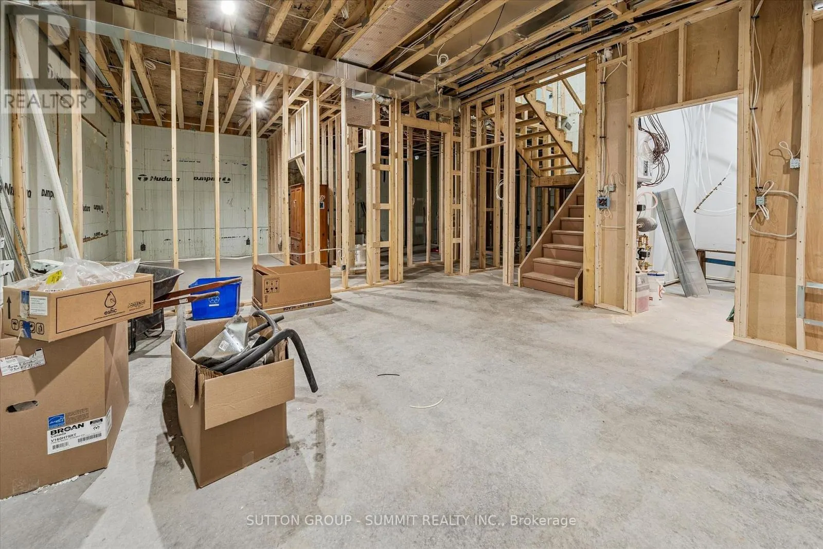 227 HOOD ROAD