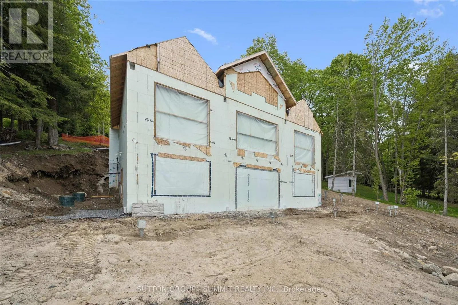 227 HOOD ROAD