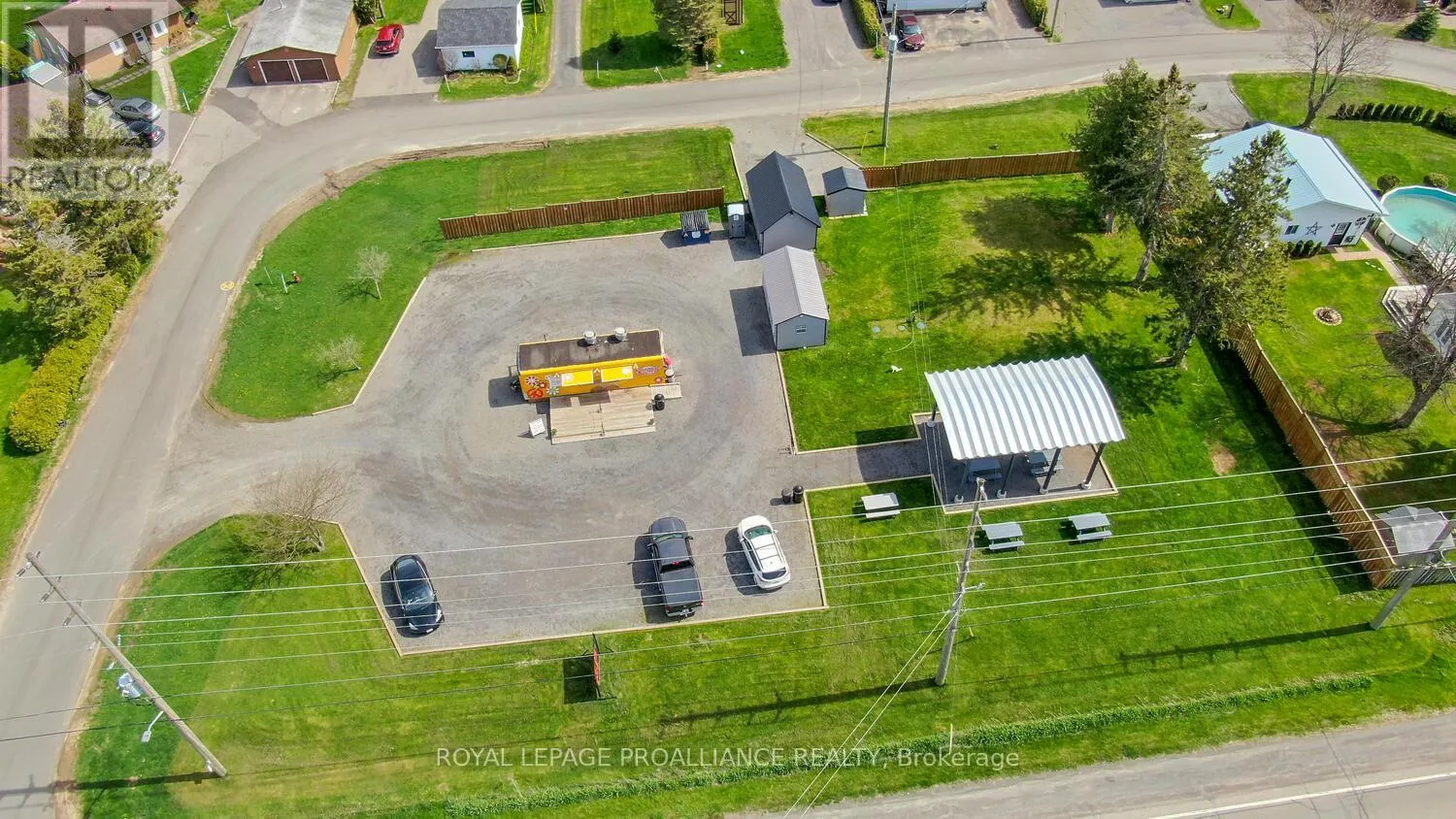 12 RIVERVIEW CRESCENT