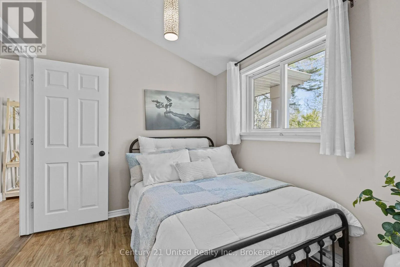 11 BIRCH TERRACE