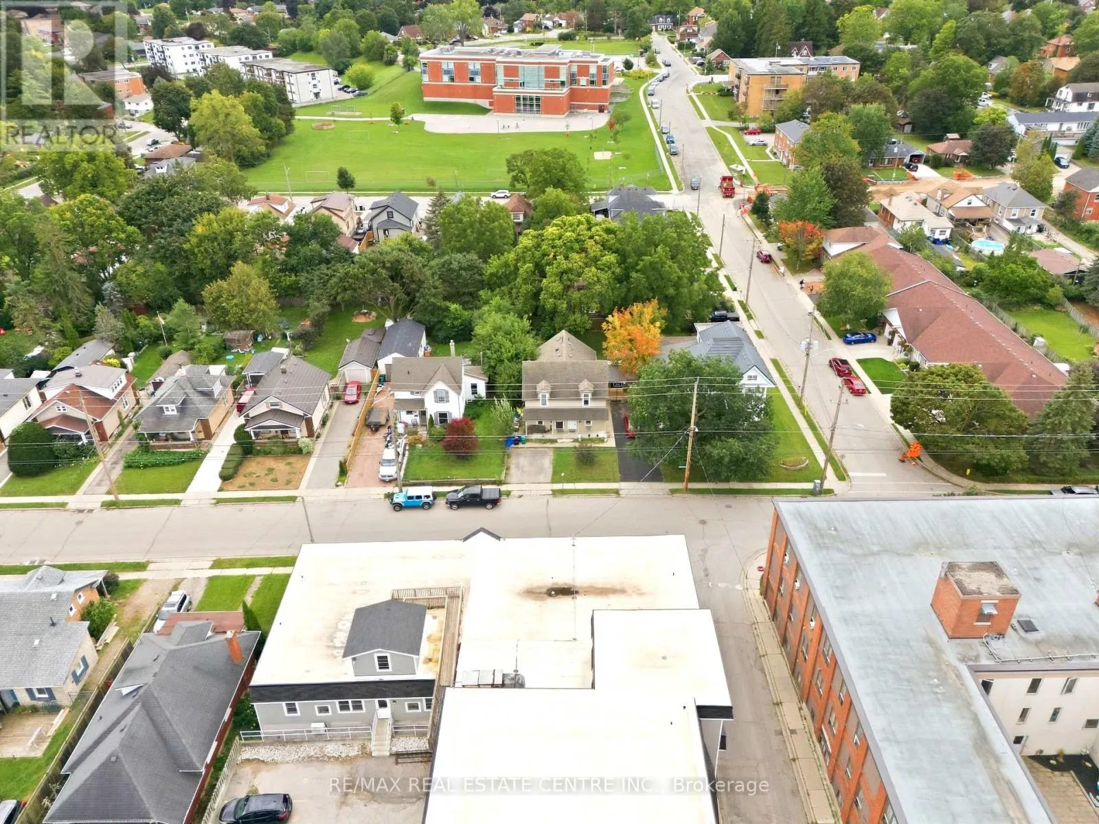 1108 QUEENSTON ROAD