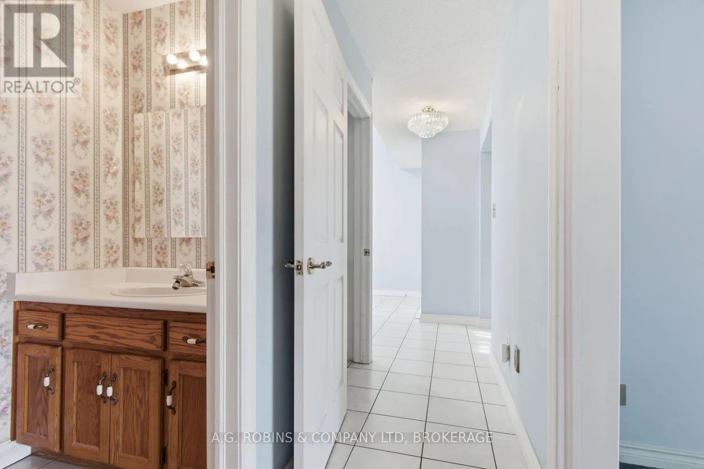 381 KERMAN AVENUE