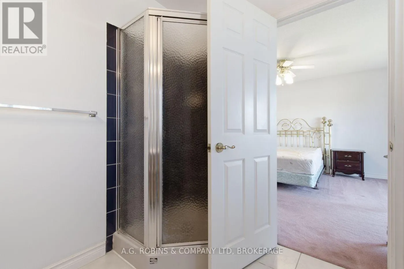 381 KERMAN AVENUE