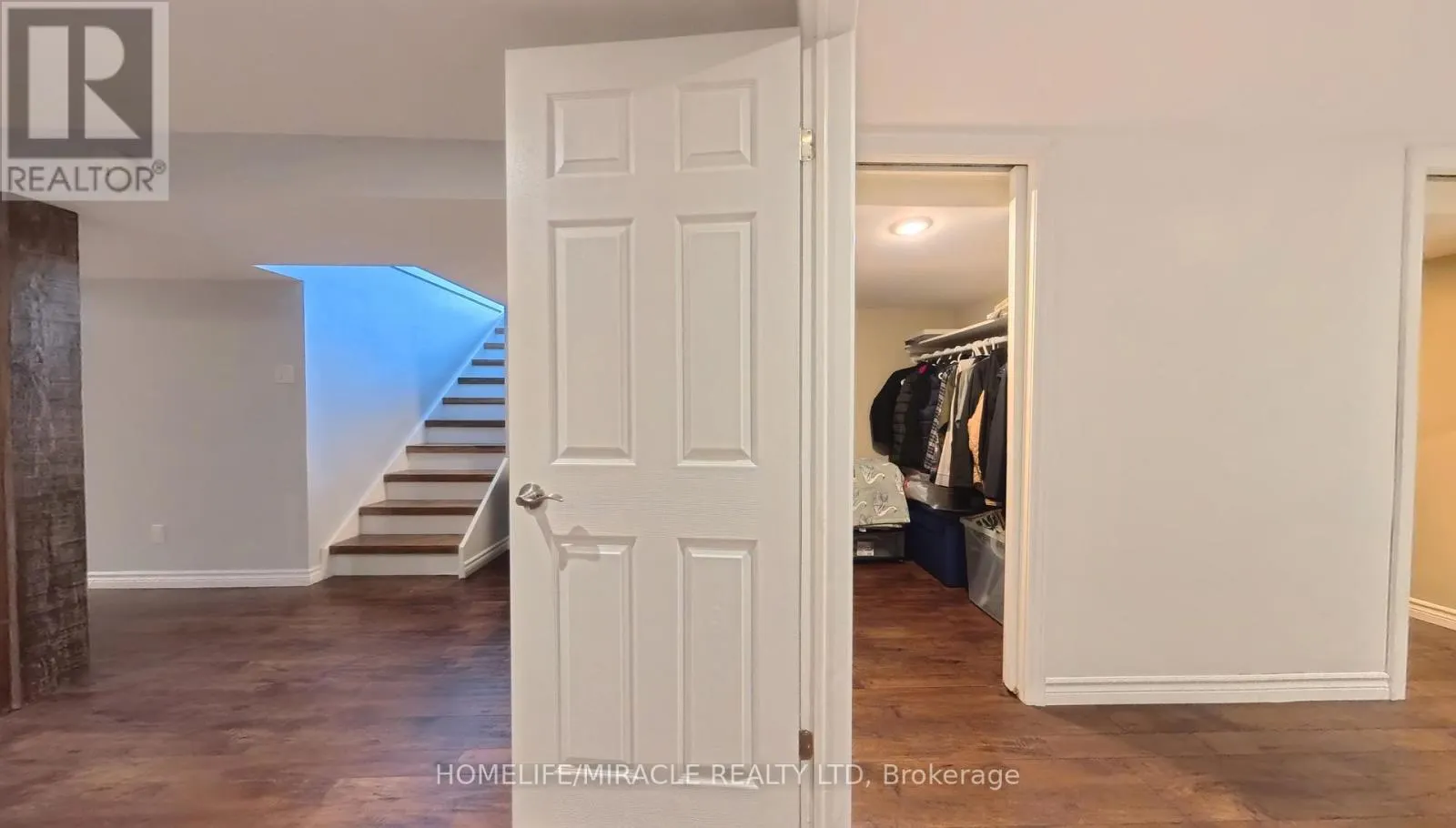 380 GRANGEWOOD DRIVE