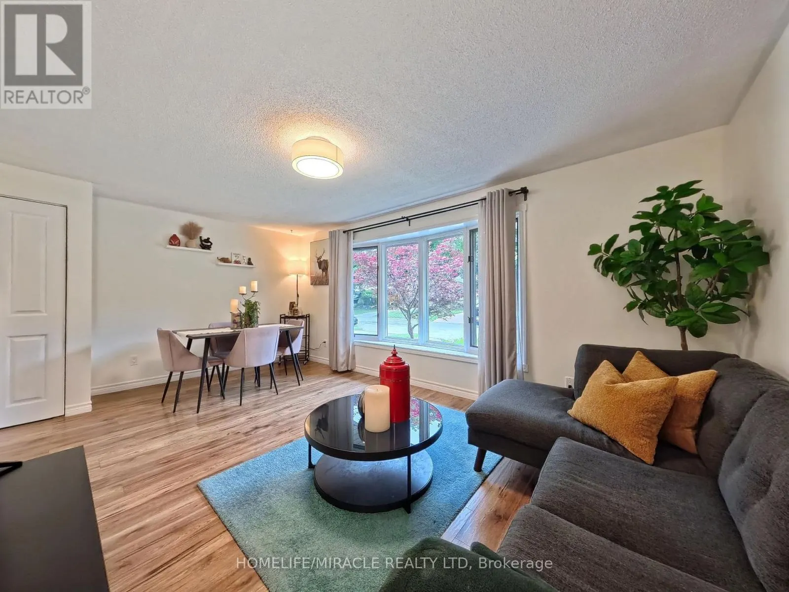 380 GRANGEWOOD DRIVE