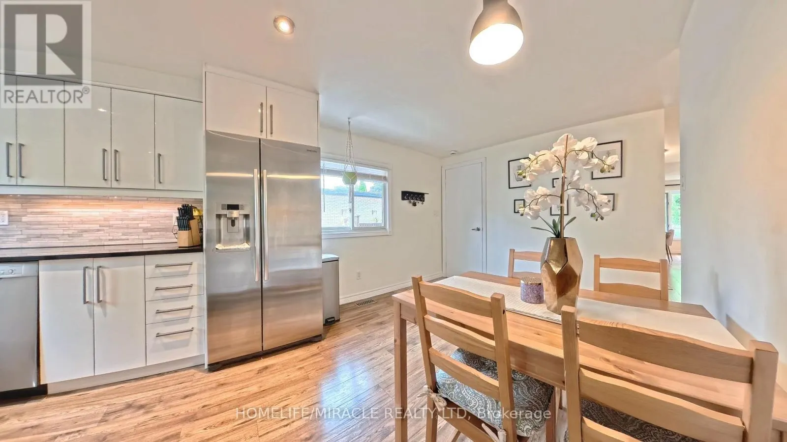 380 GRANGEWOOD DRIVE