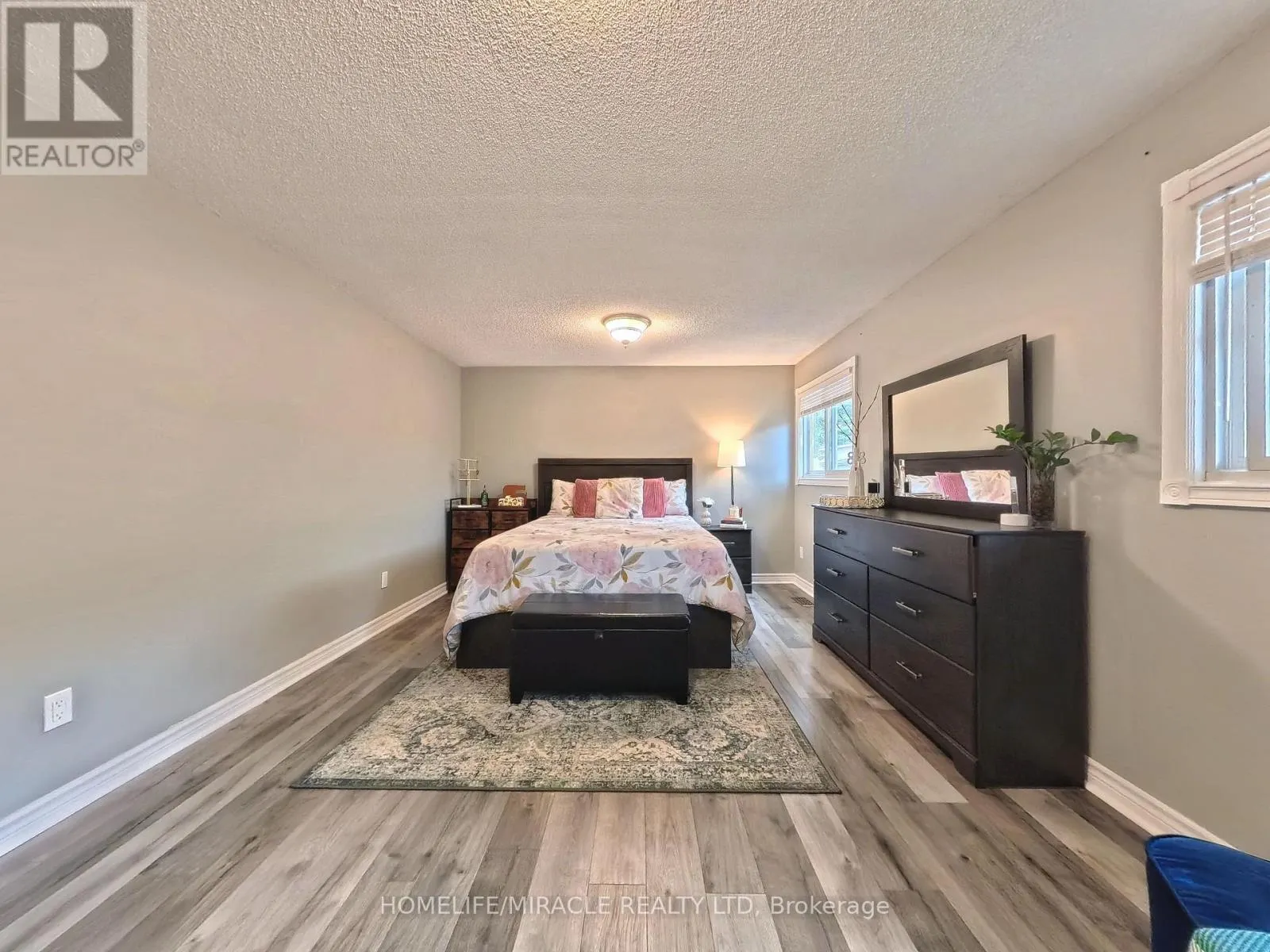 380 GRANGEWOOD DRIVE