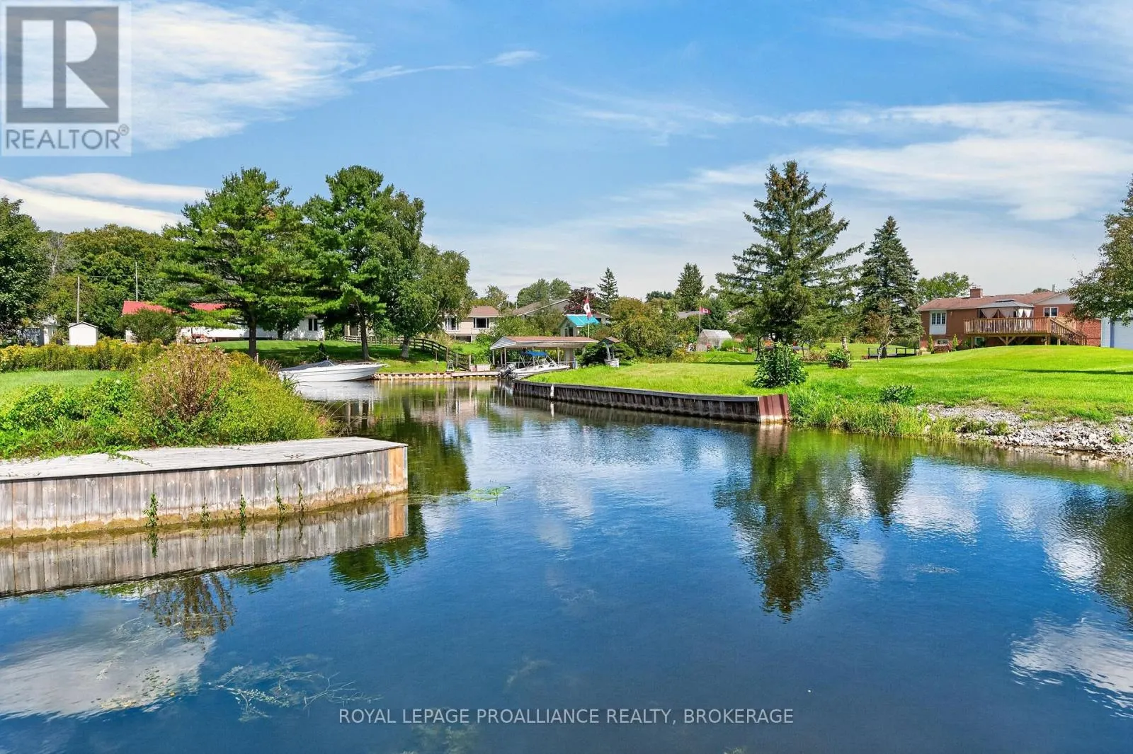 38 WILLOWBANK ROAD W