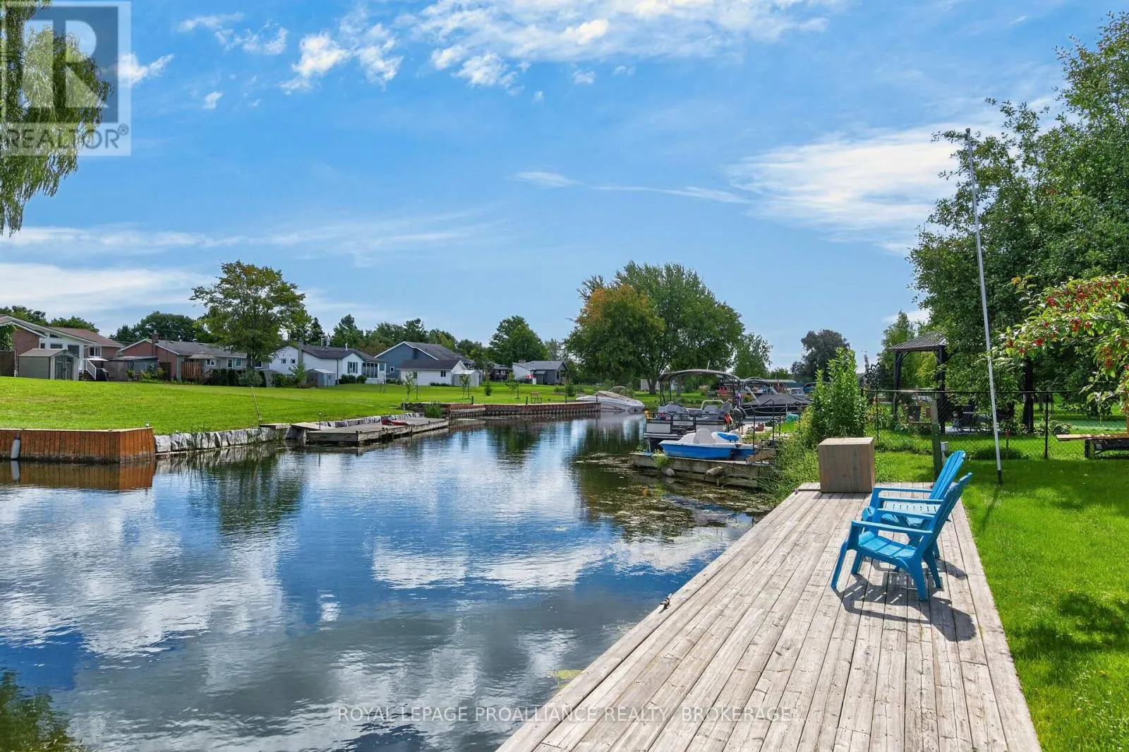 38 WILLOWBANK ROAD W