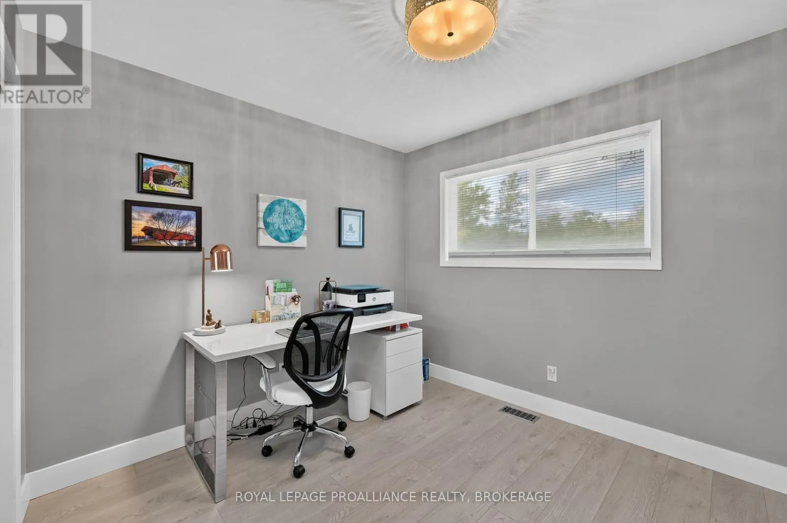 38 WILLOWBANK ROAD W