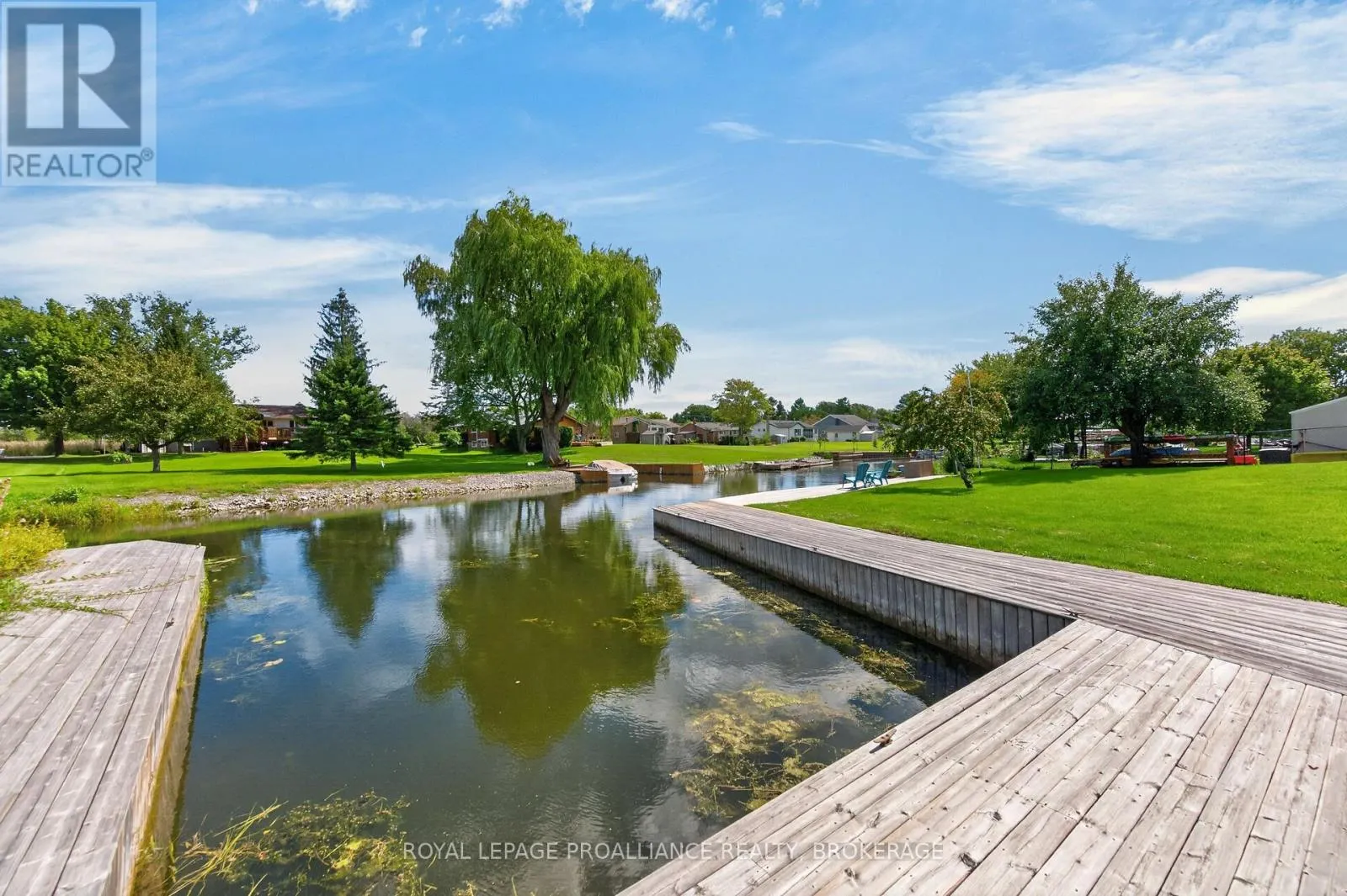 38 WILLOWBANK ROAD W
