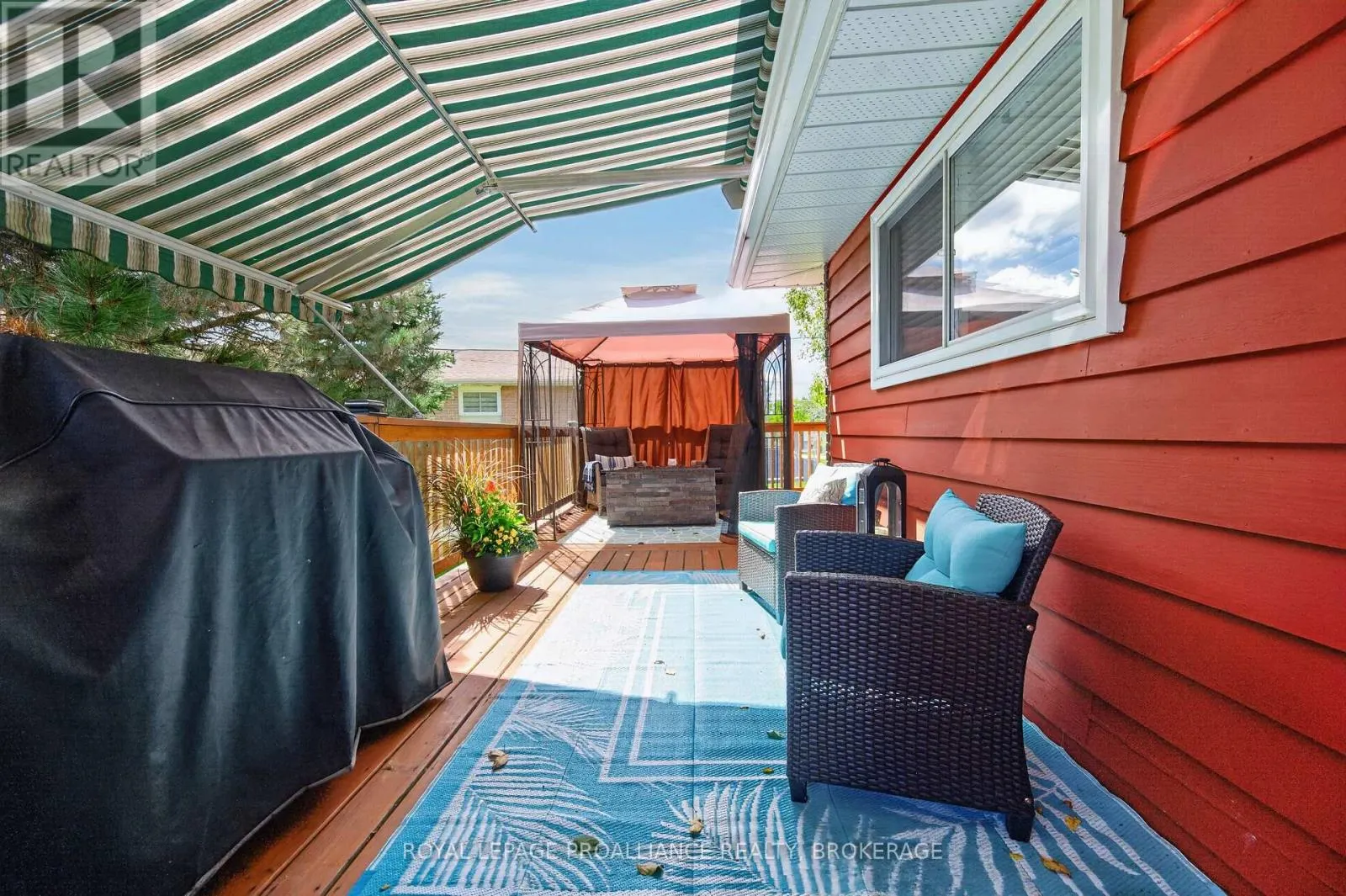 38 WILLOWBANK ROAD W