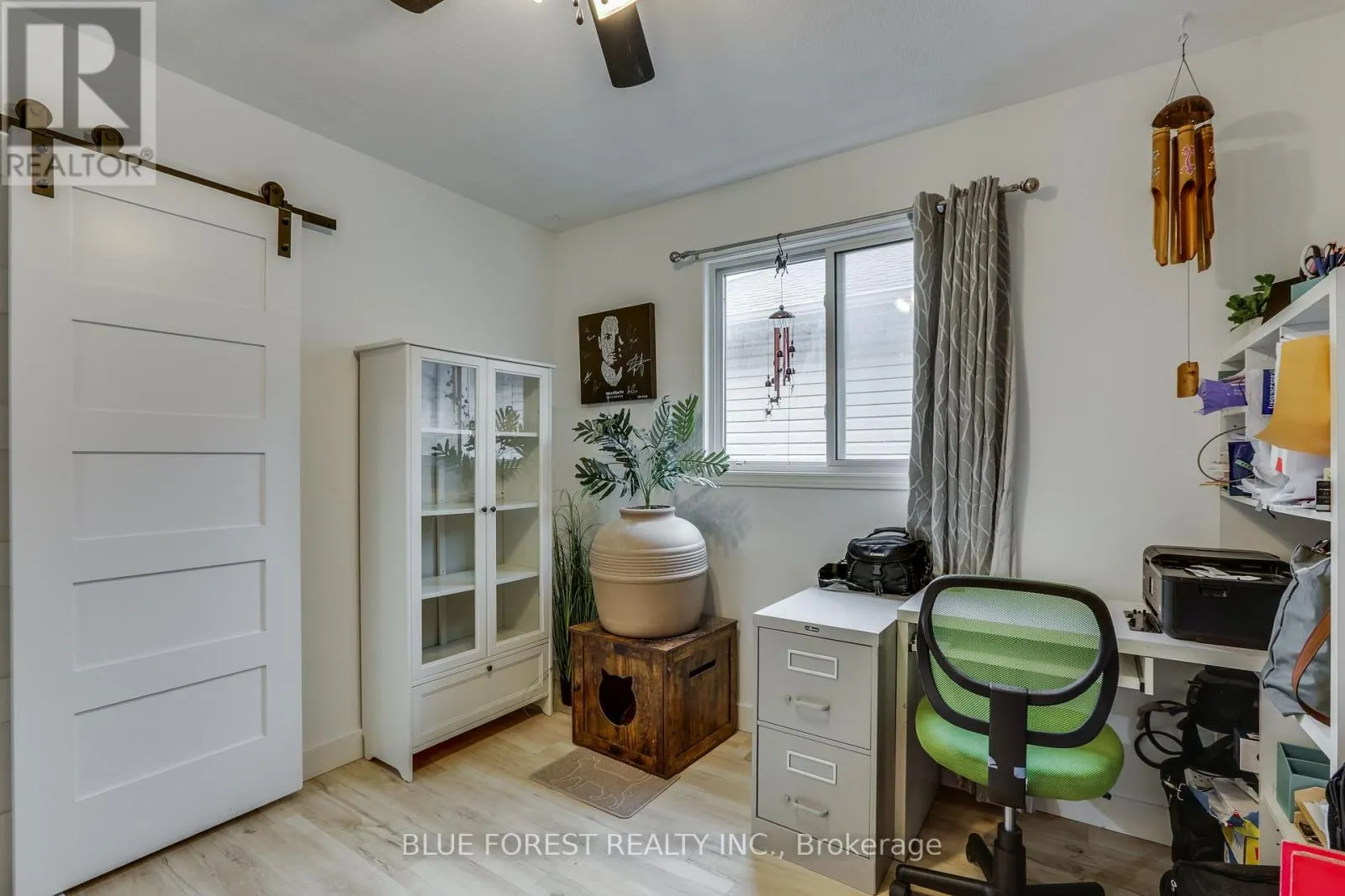 3 MEADOWVALE DRIVE