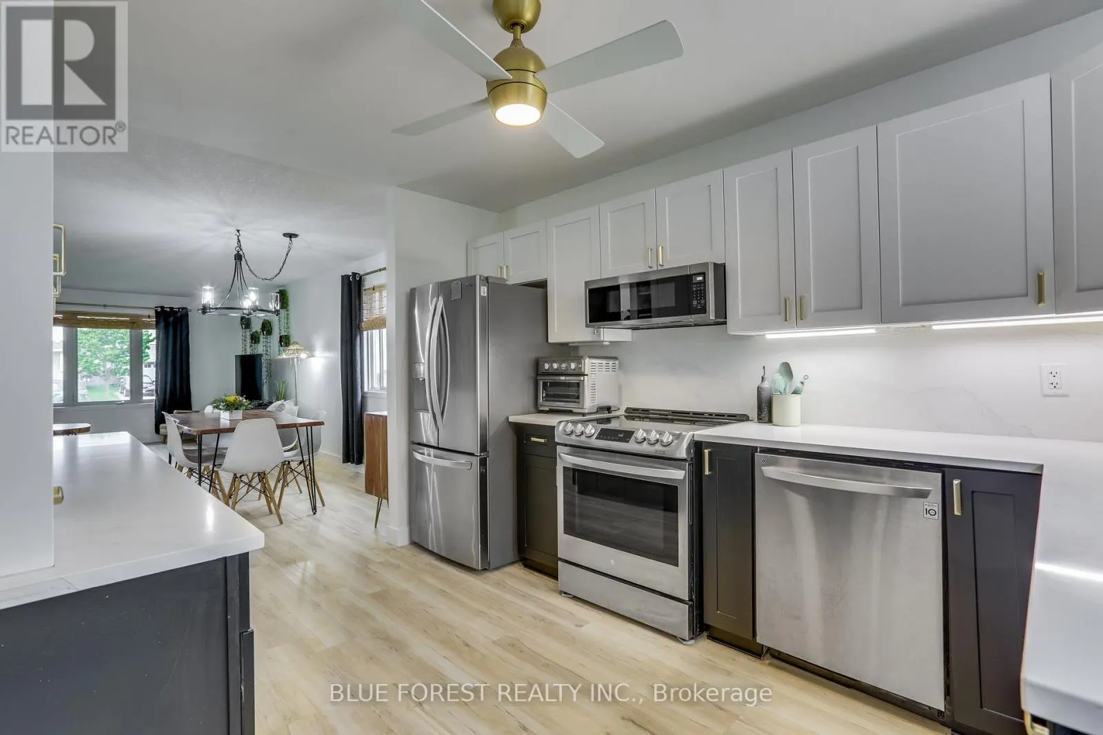 3 MEADOWVALE DRIVE