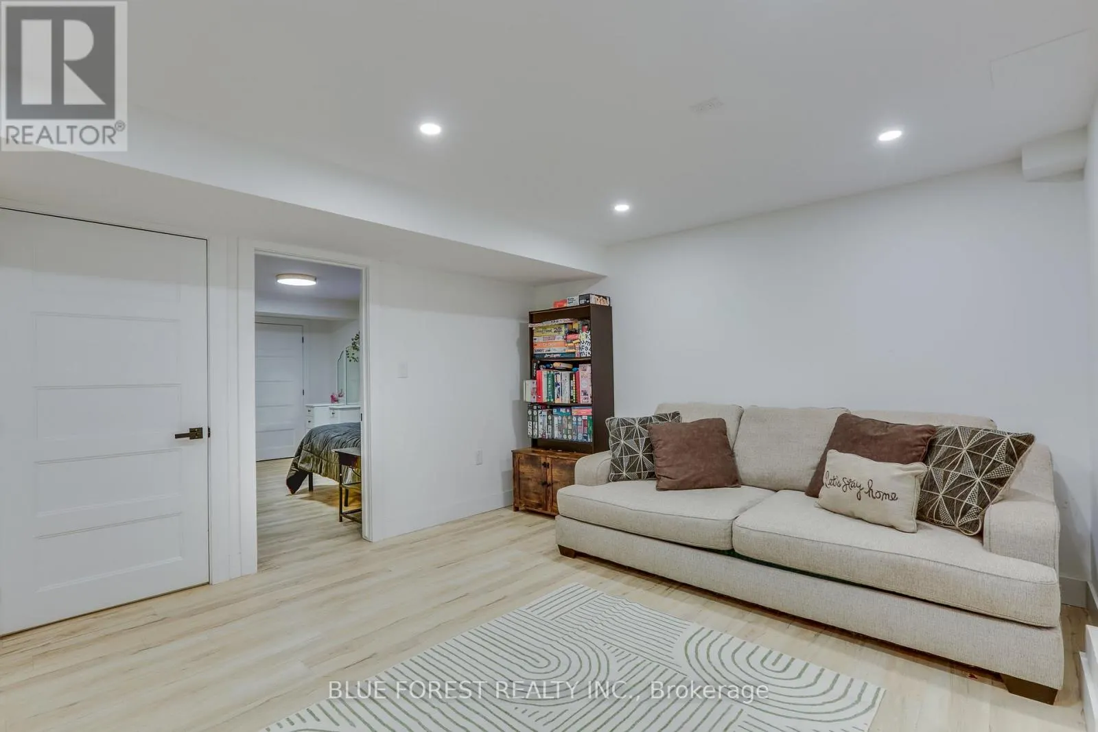 3 MEADOWVALE DRIVE