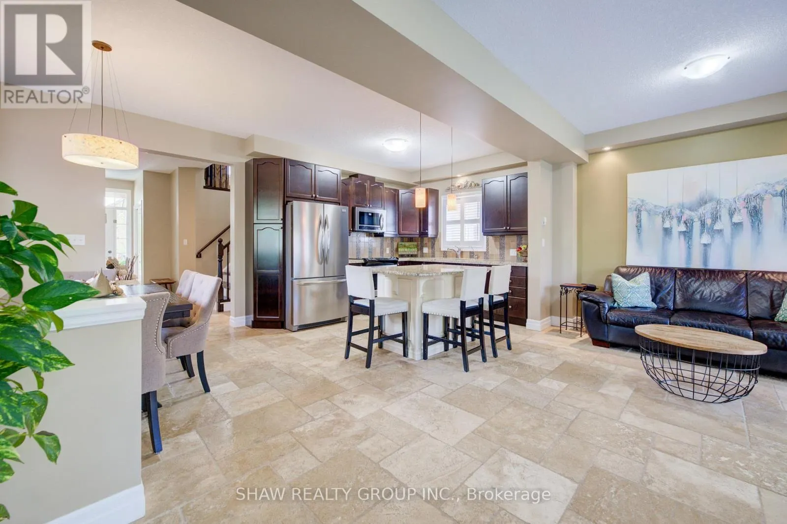 300 WATERVALE CRESCENT