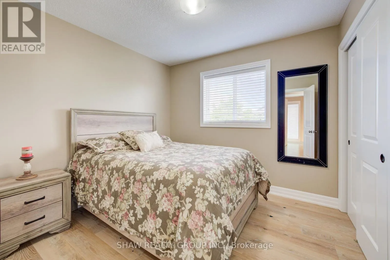 300 WATERVALE CRESCENT