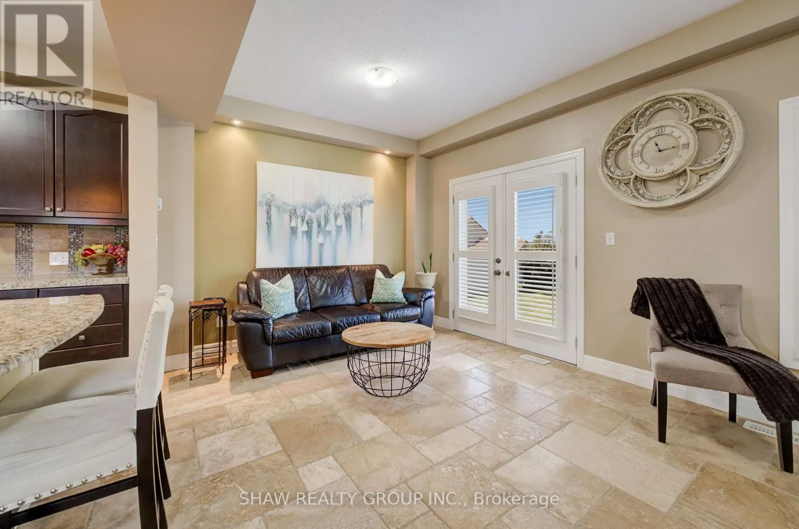 300 WATERVALE CRESCENT