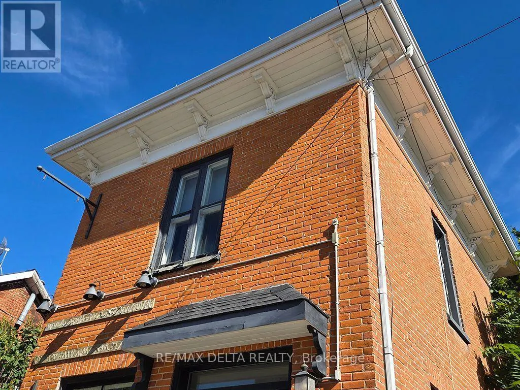 117 MAIN STREET E